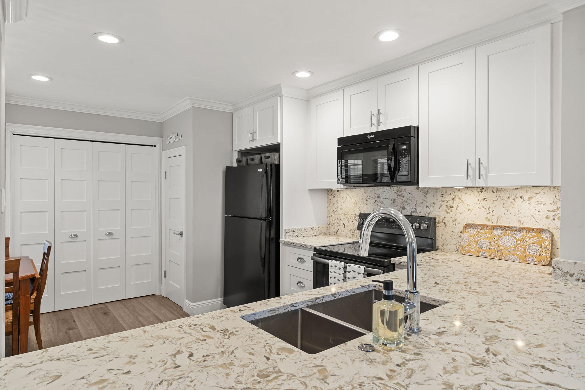 8996 Heron Walk Drive, 8996