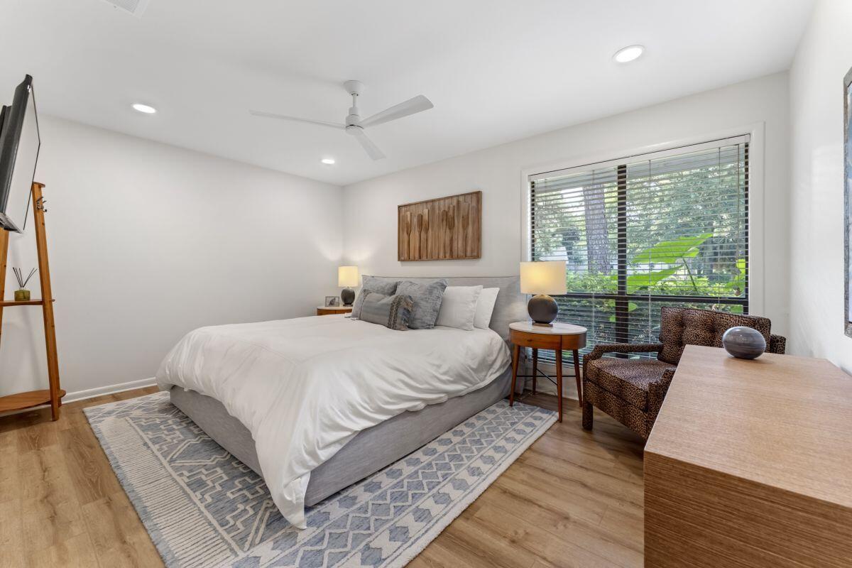 532 Augusta Place, # 11404