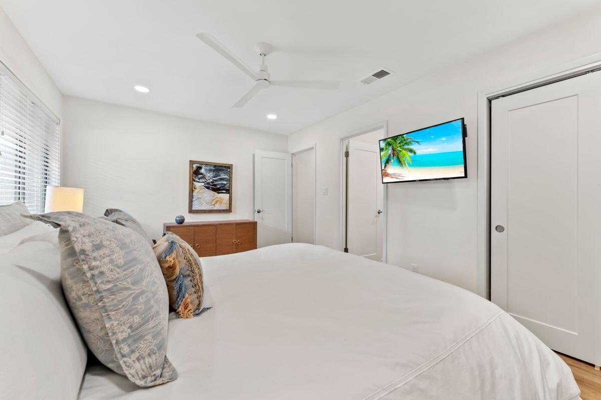 532 Augusta Place, # 11404