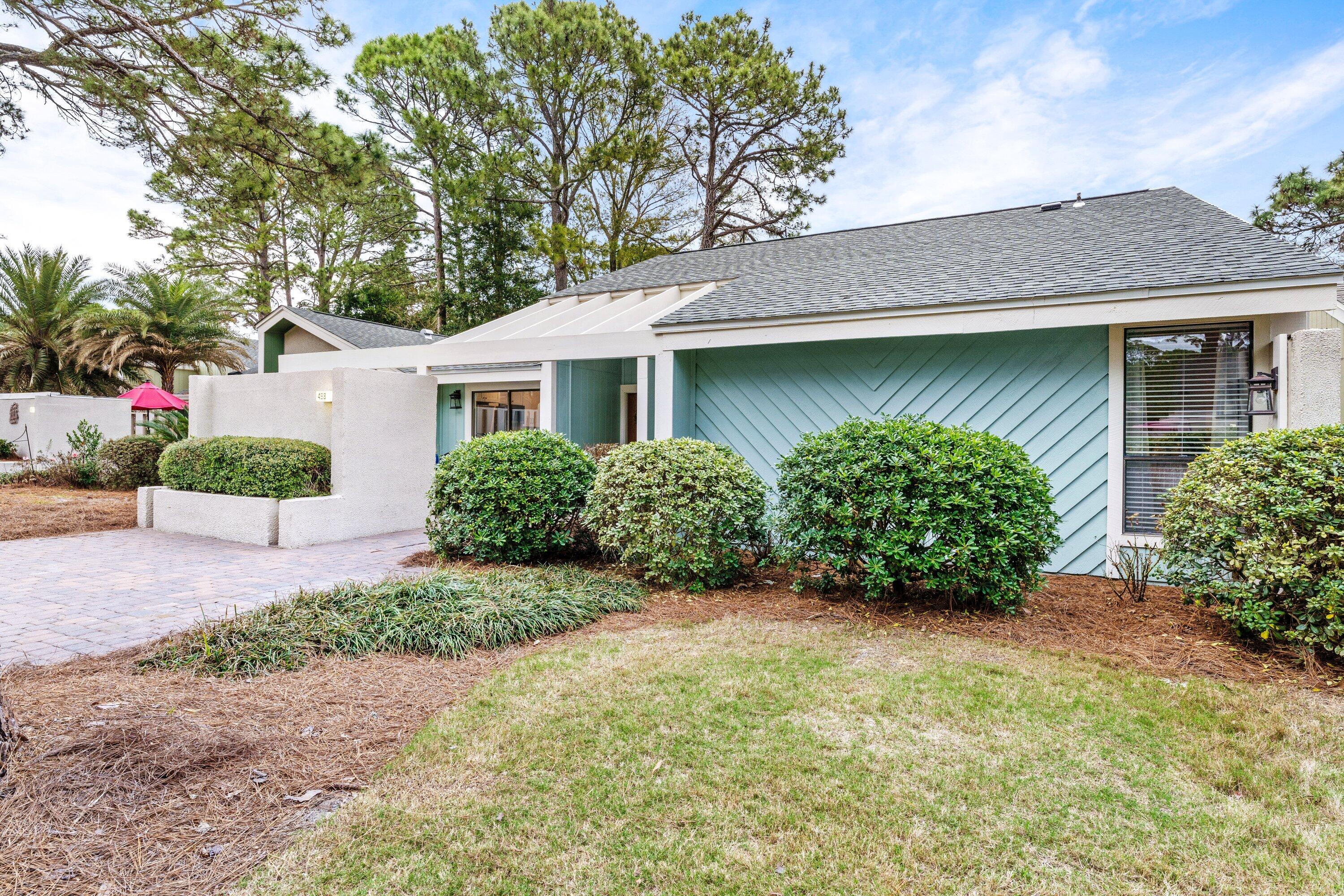 498 Linkside Drive