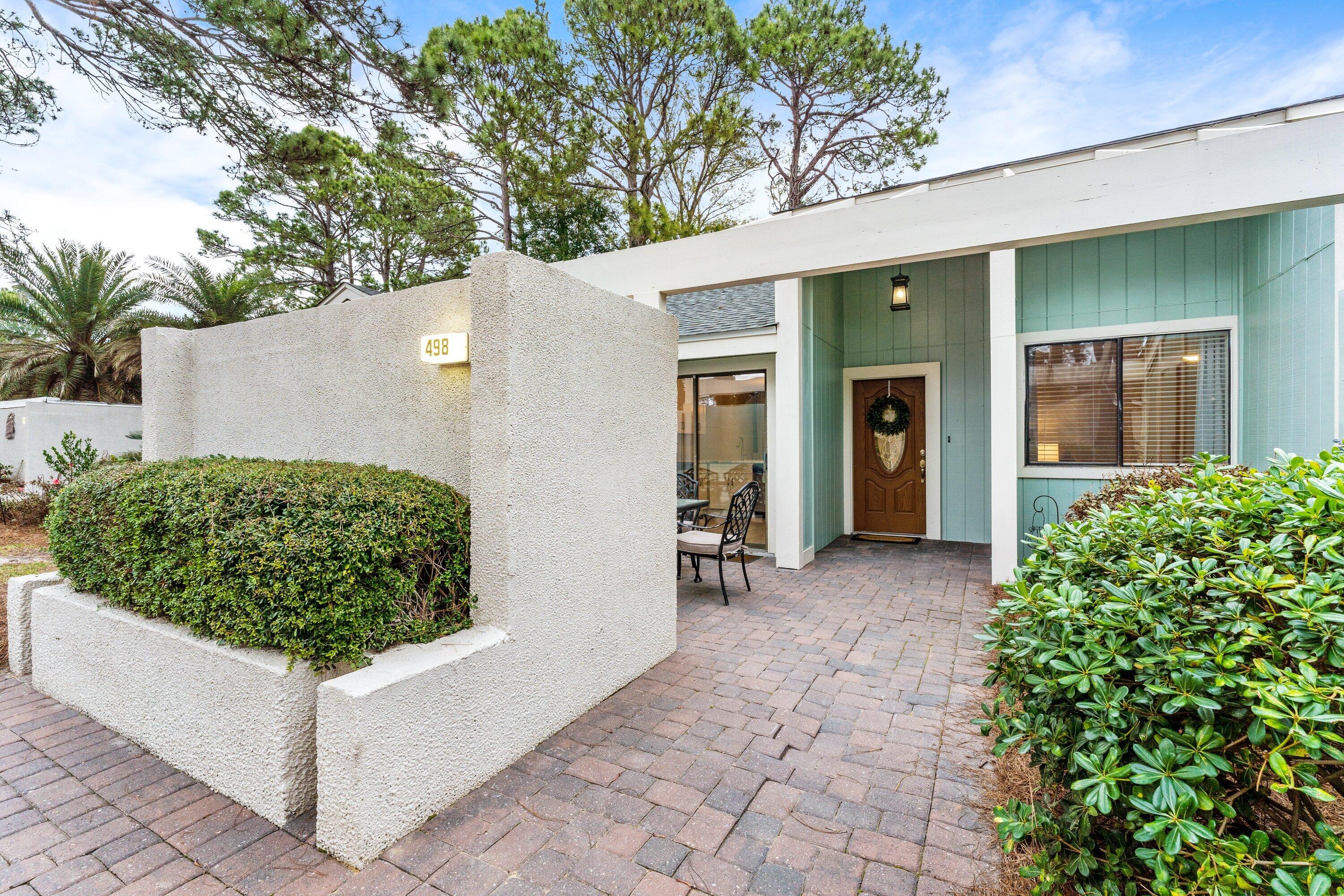 498 Linkside Drive
