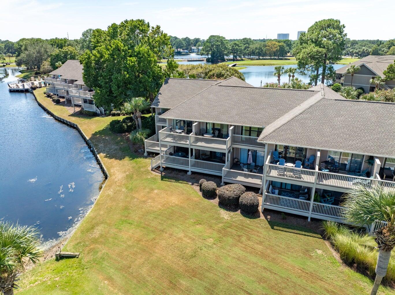821 Harbour Point Drive, 821