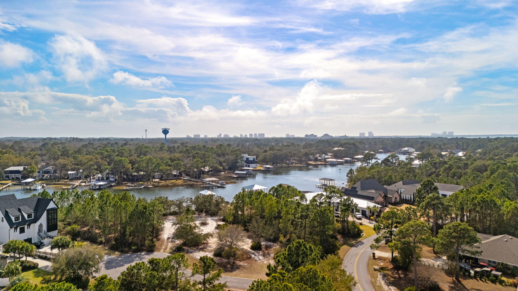 22 Shipwreck East Circle