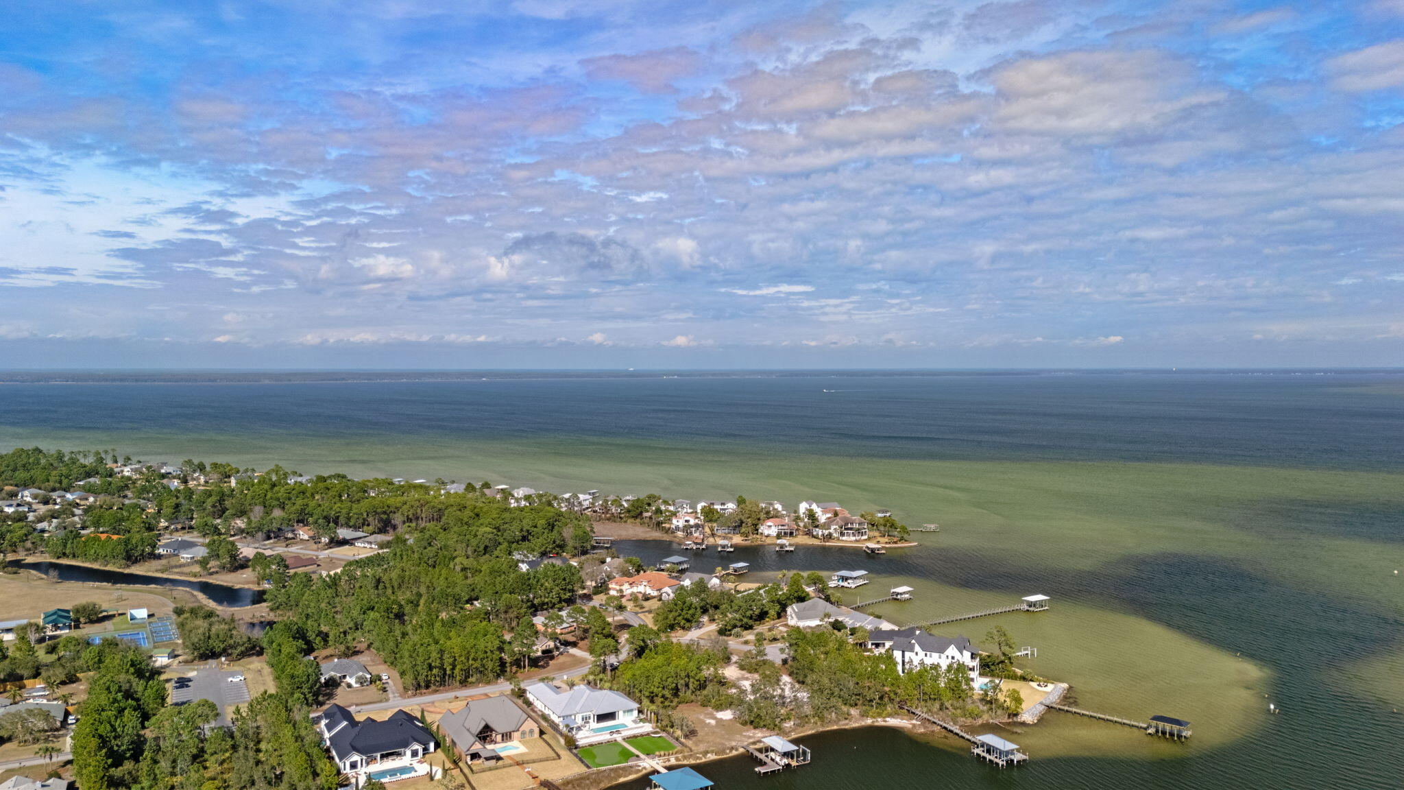 22 Shipwreck East Circle