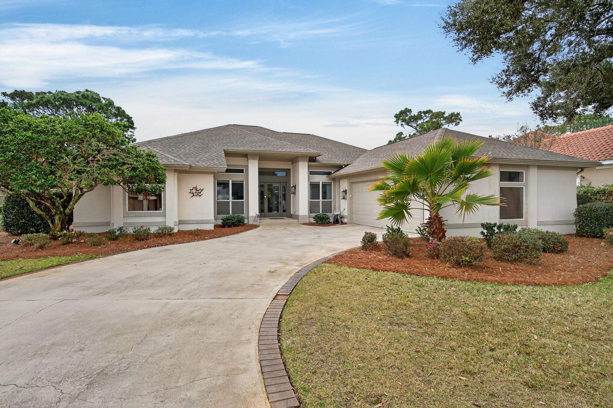 379 Golfview Drive