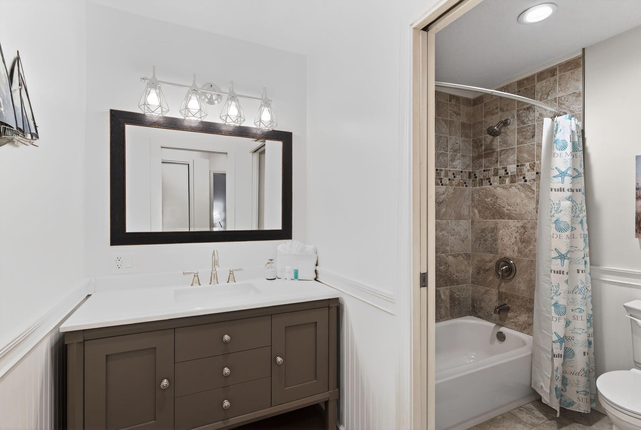 559 Augusta Drive # 11501