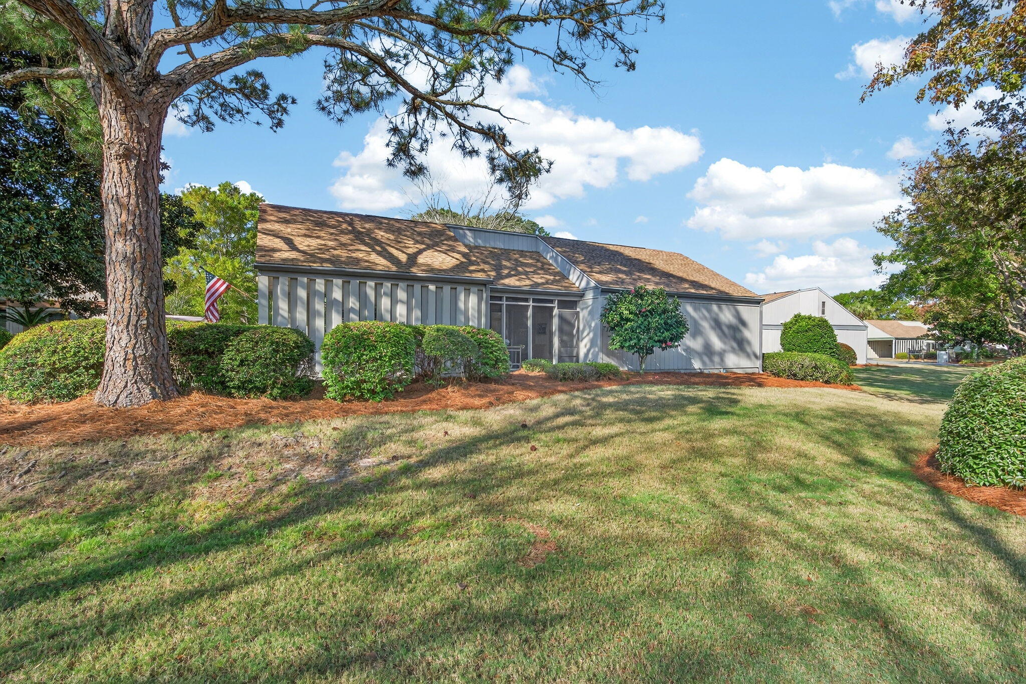 559 Augusta Drive # 11501