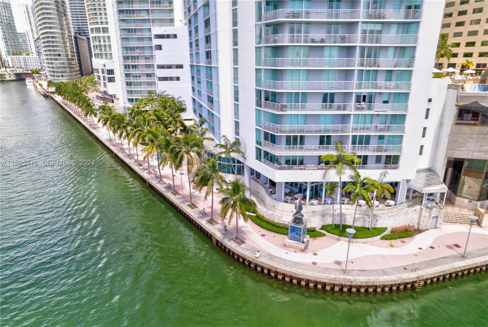 325 S Biscayne Boulevard 2019