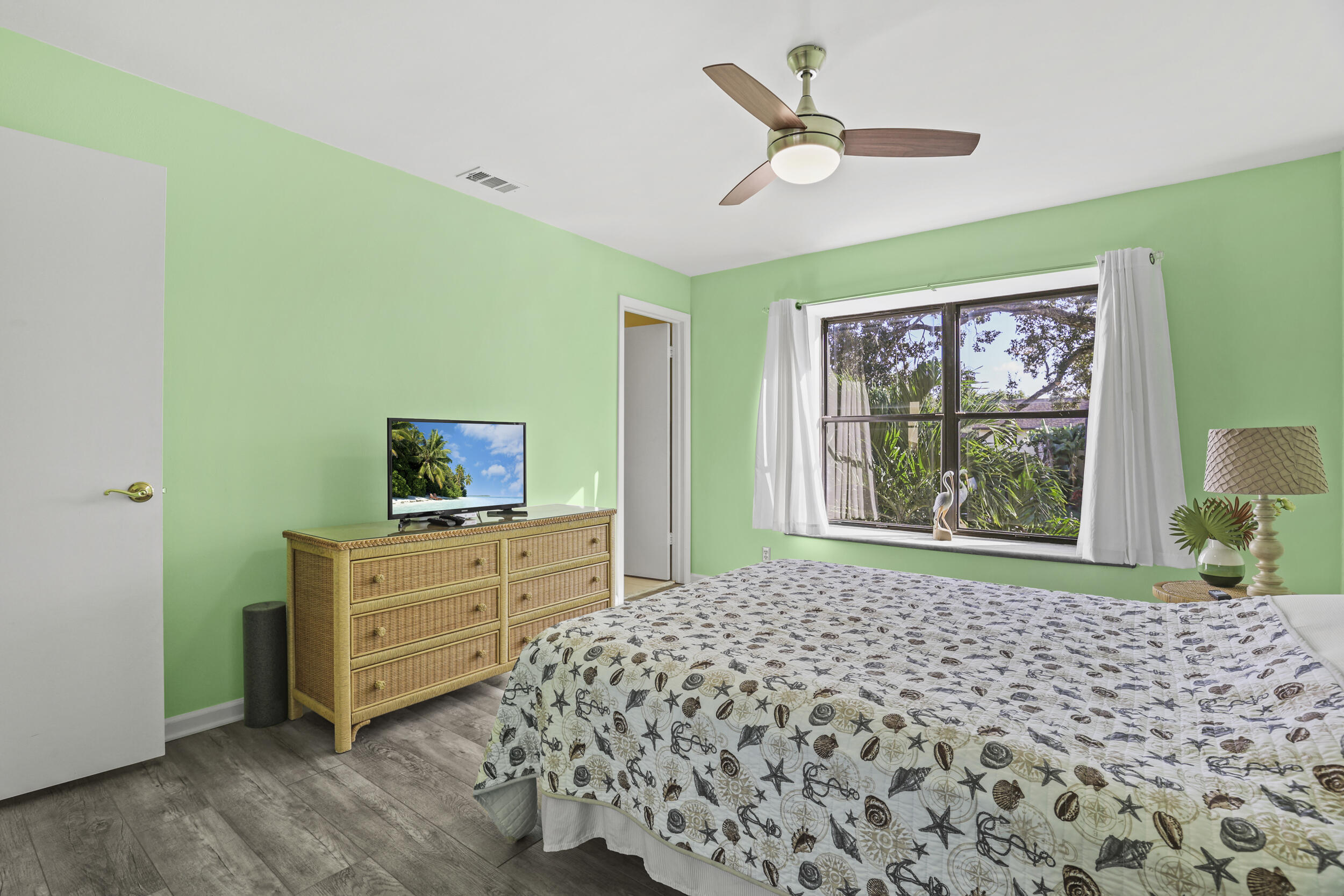1089 Raintree Drive