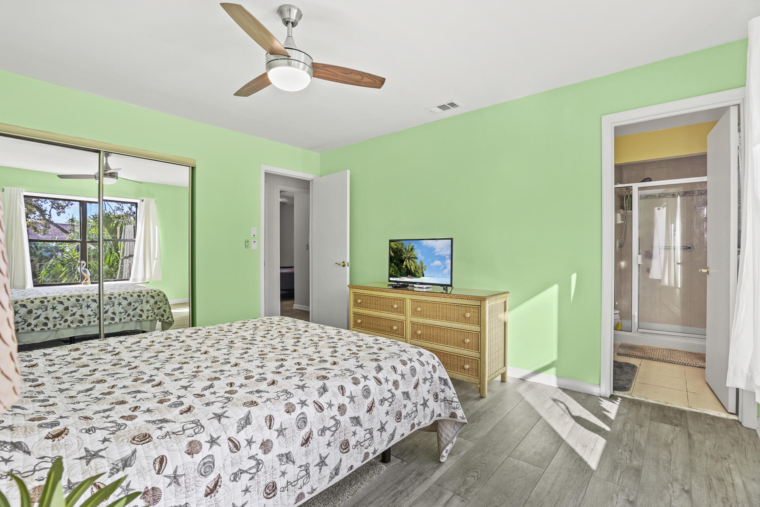 1089 Raintree Drive