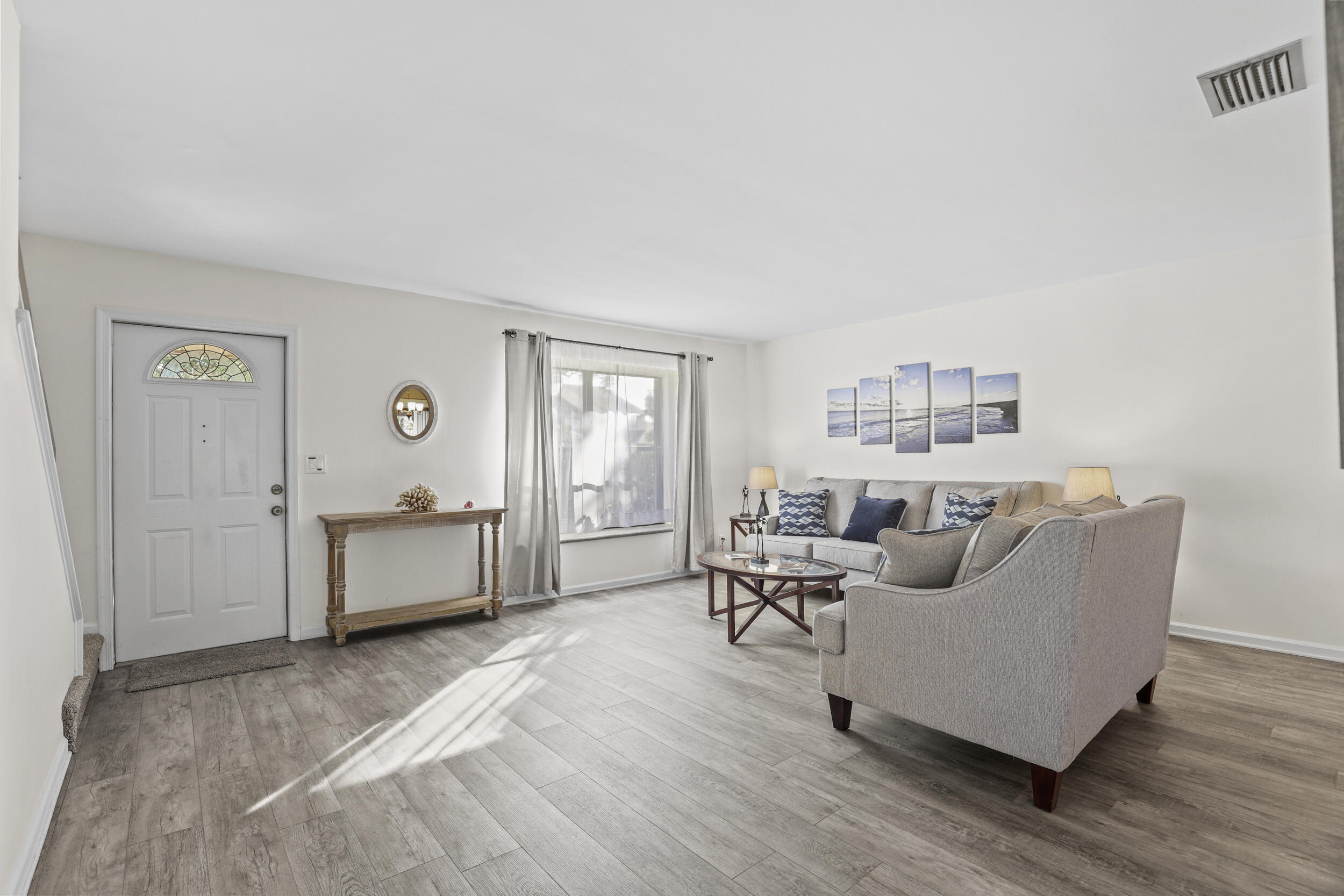1089 Raintree Drive