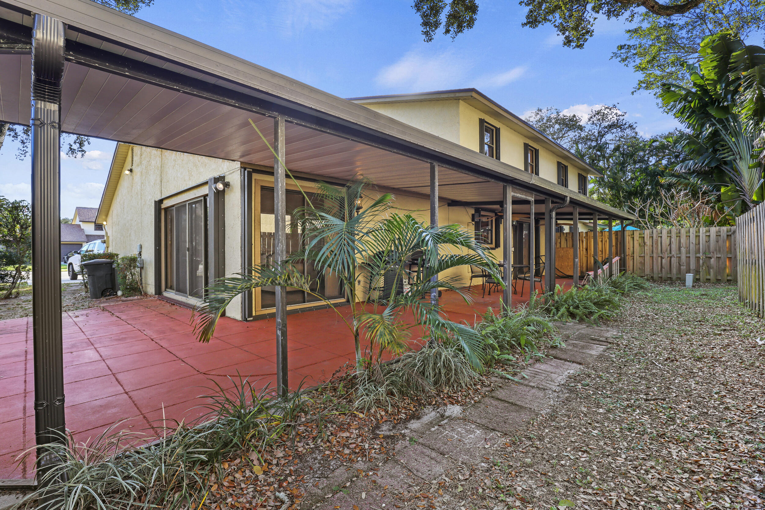 1089 Raintree Drive