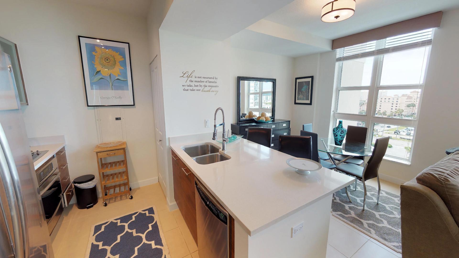 480 Hibiscus Street 835