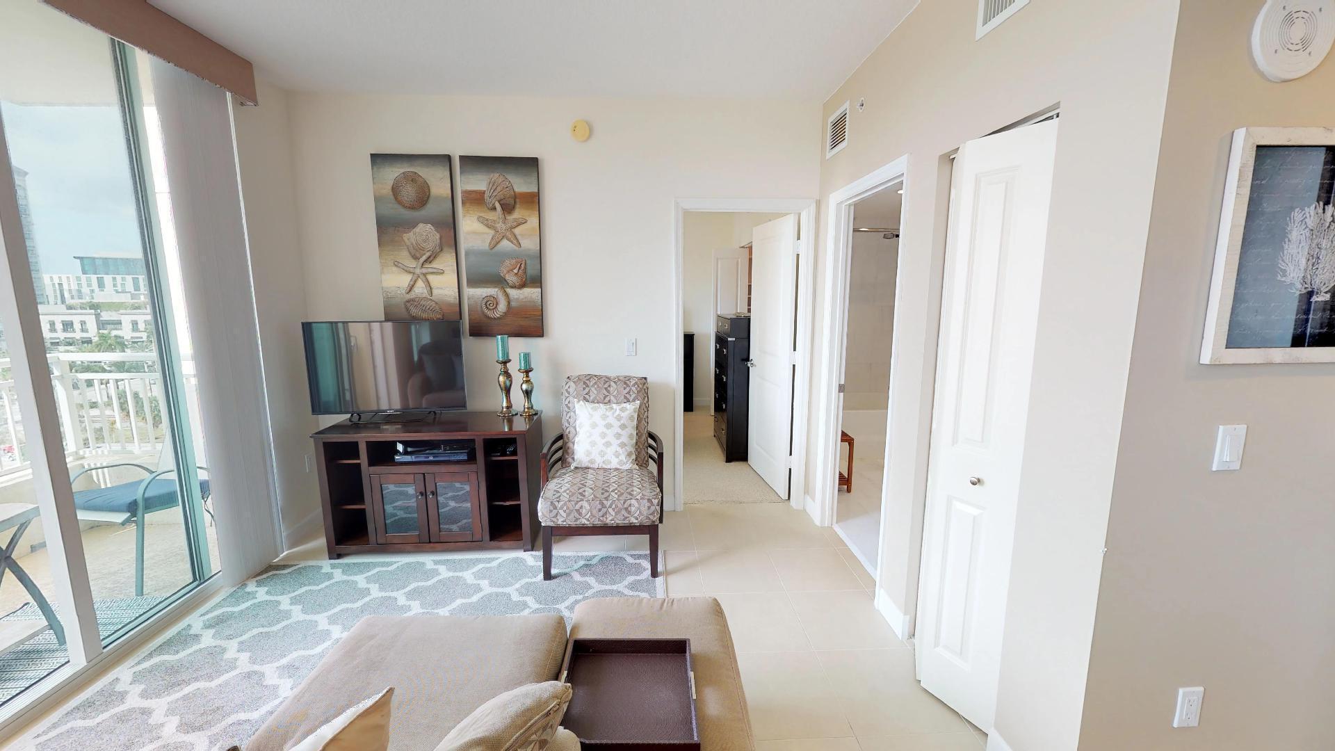480 Hibiscus Street 835