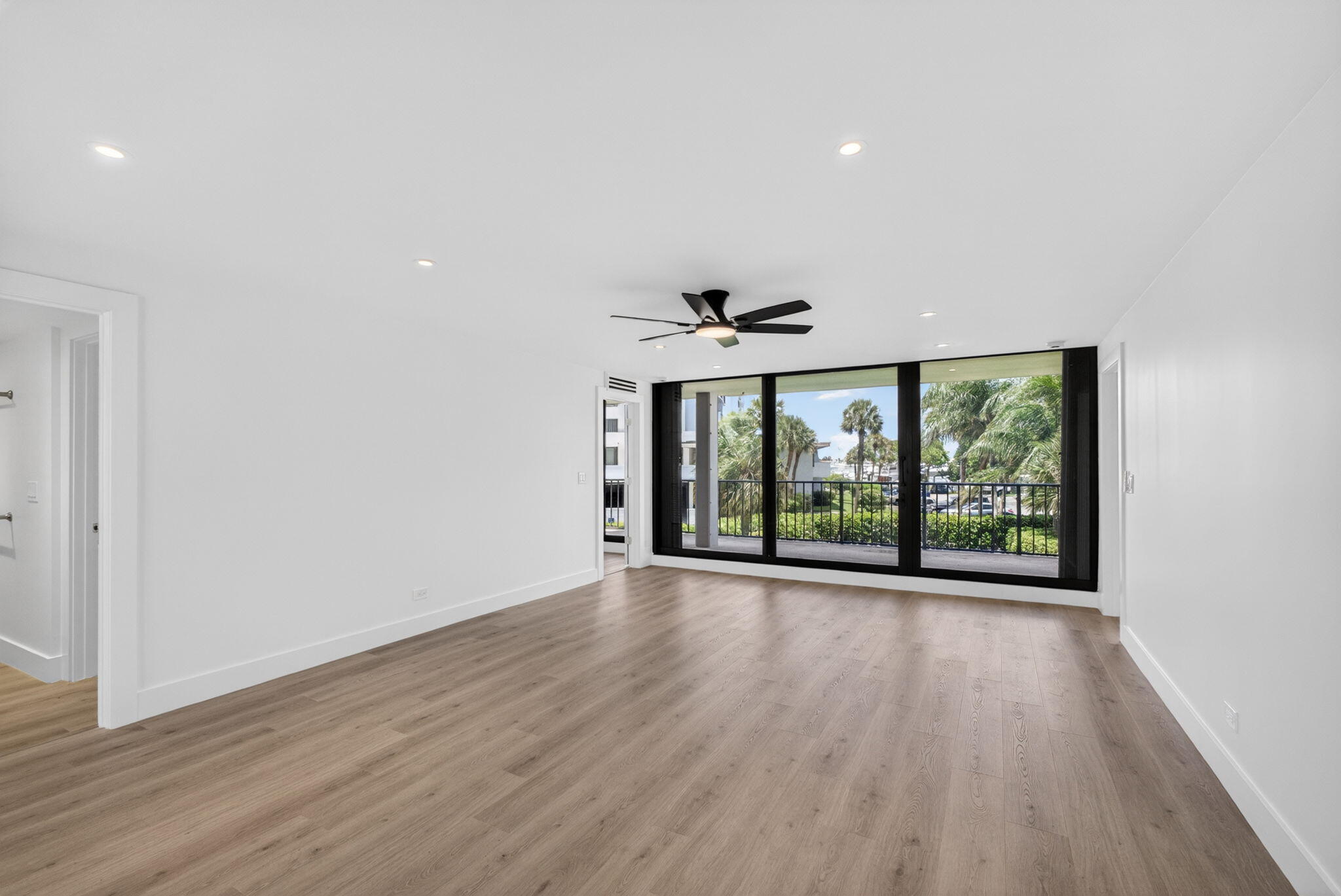 136 Lakeshore Drive