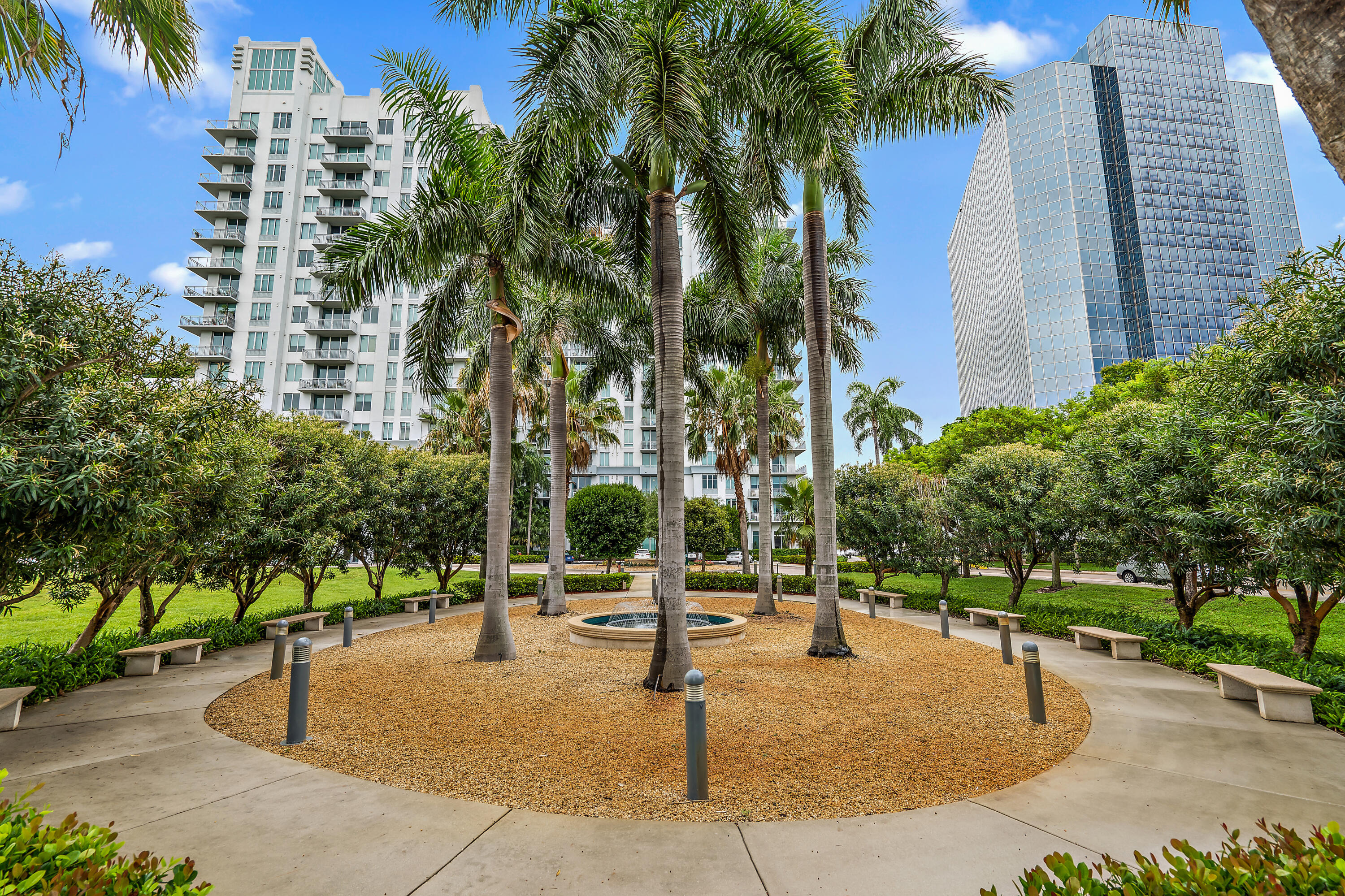 300 S Australian Avenue