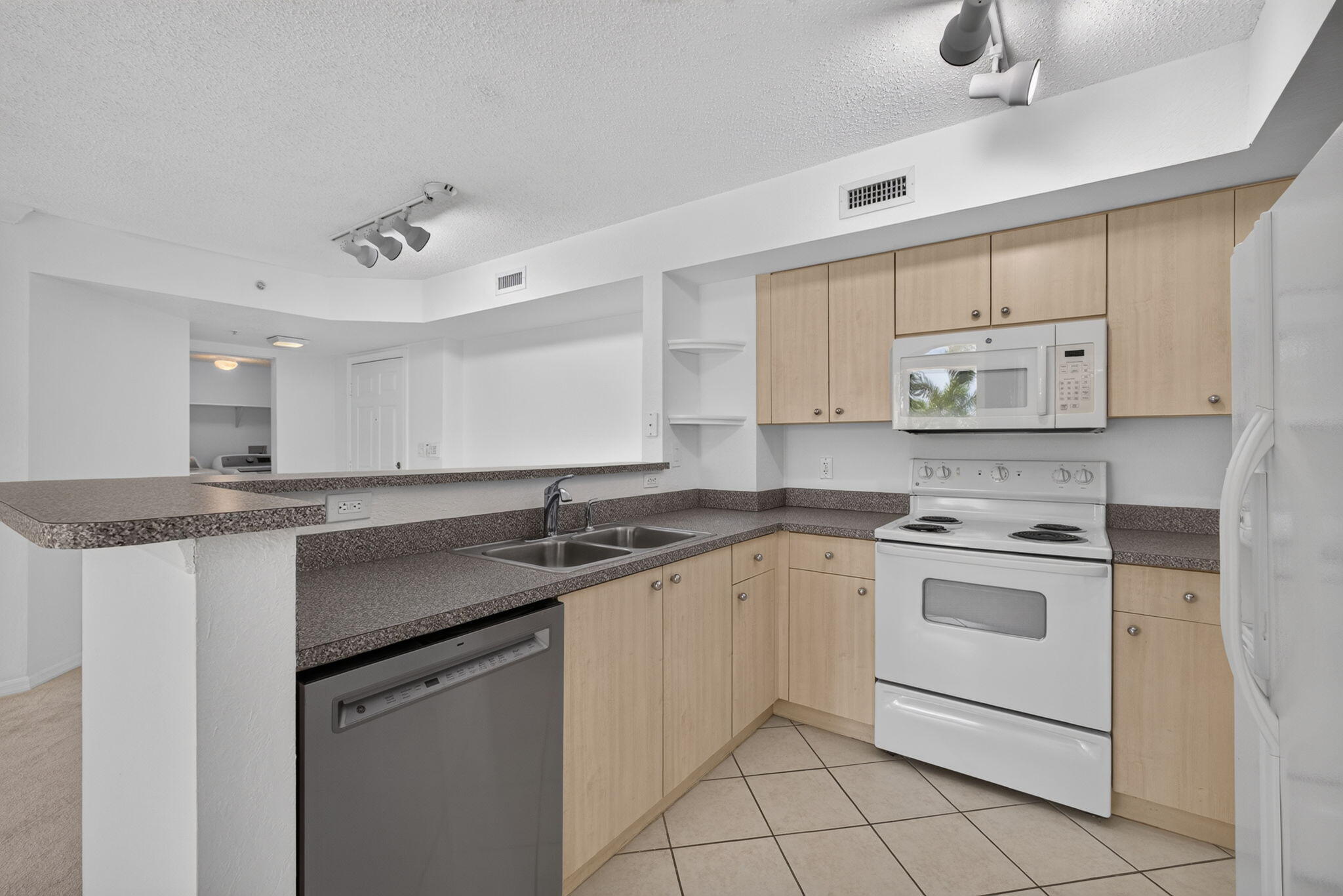 1801 N Flagler Drive 519