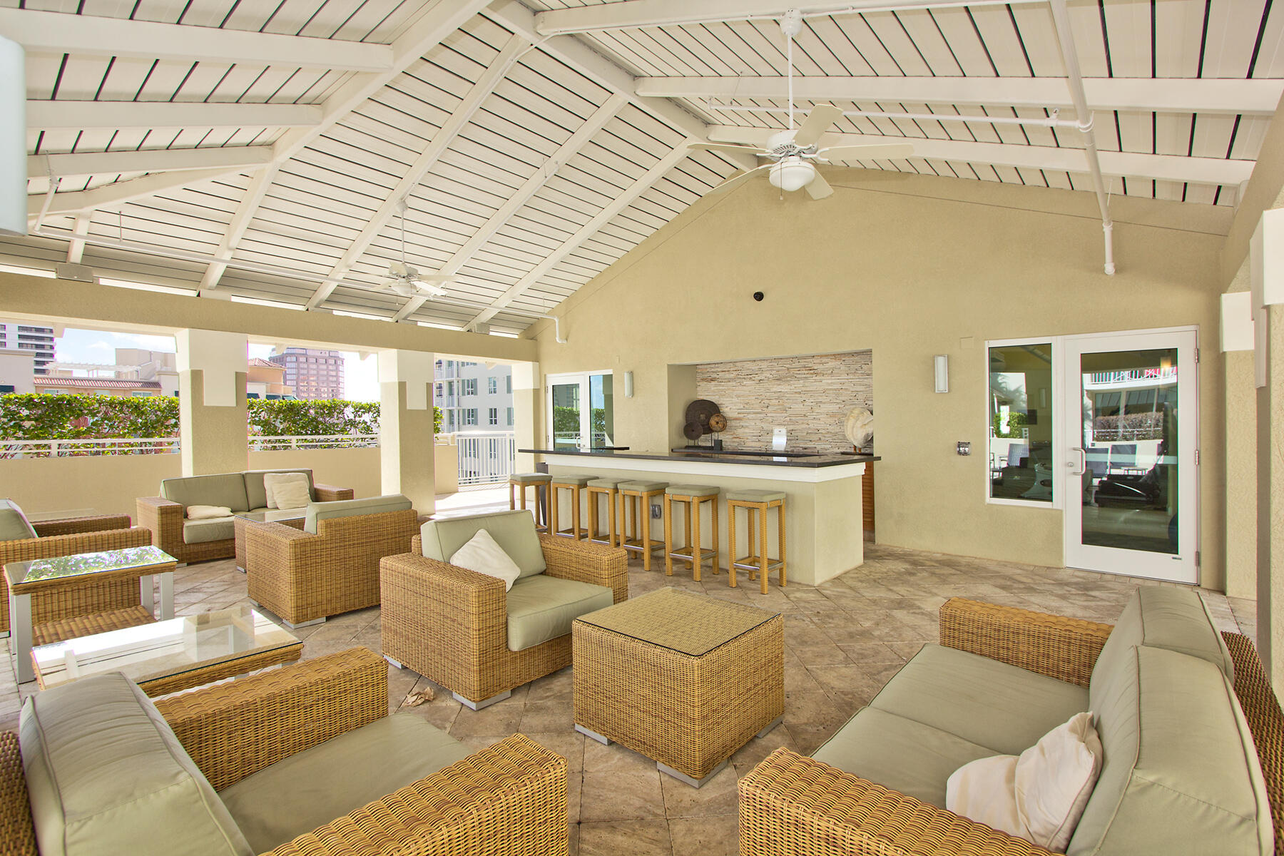 480 Hibiscus Street 515