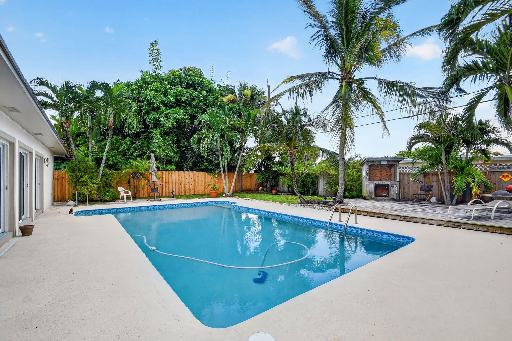 111 VASSAR Drive