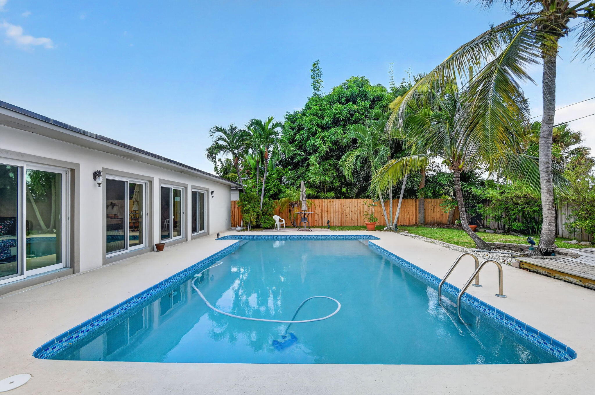 111 VASSAR Drive