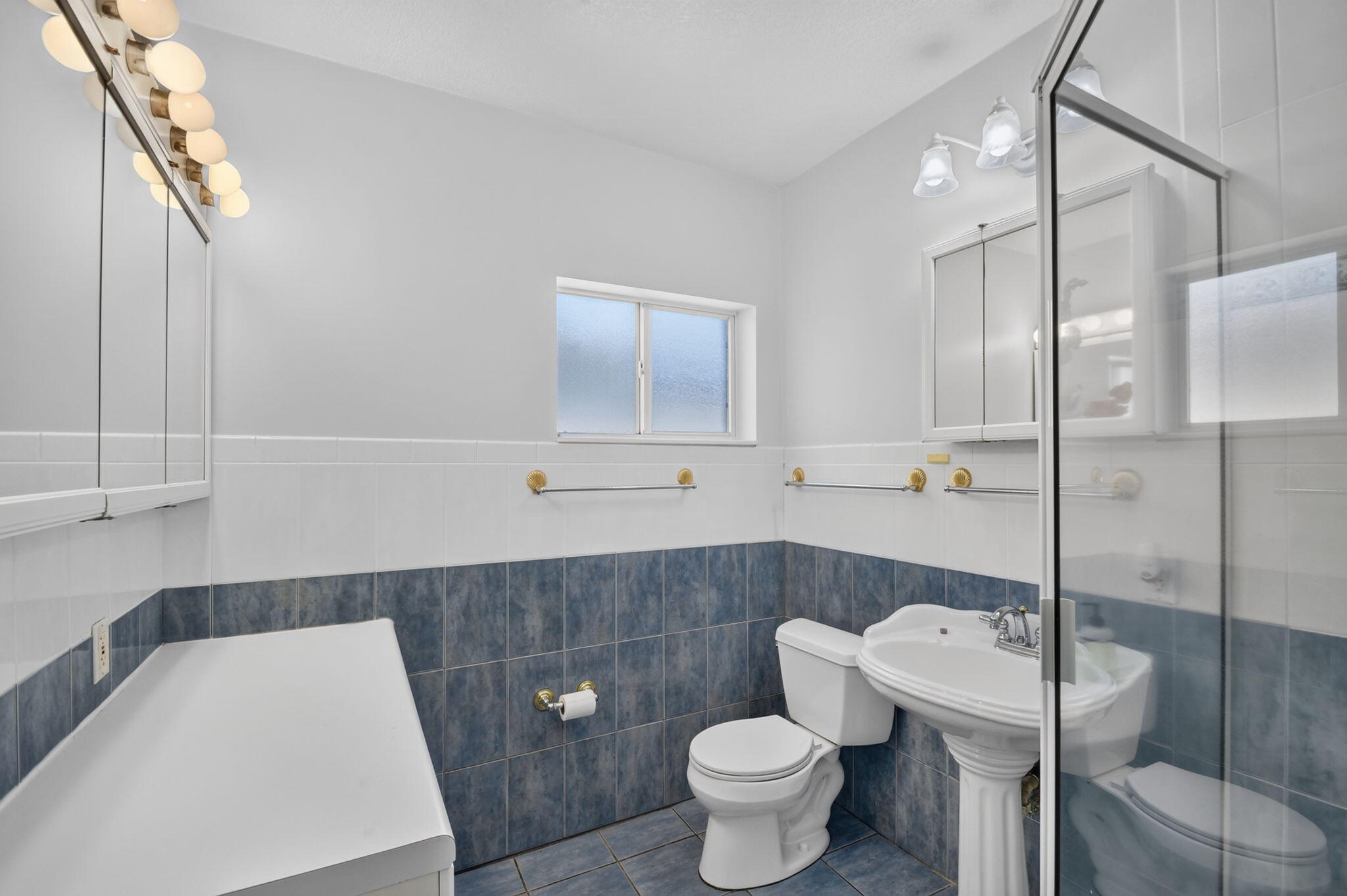 111 VASSAR Drive