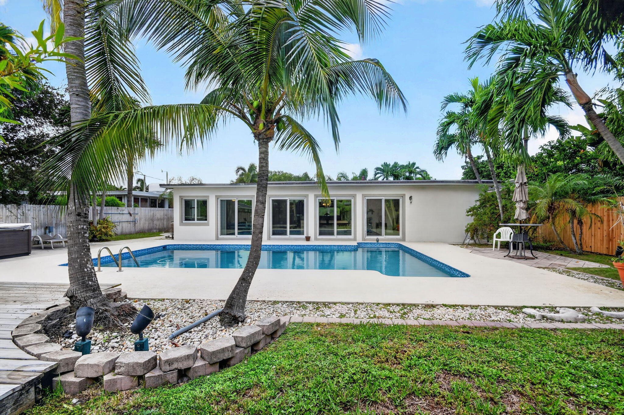 111 VASSAR Drive