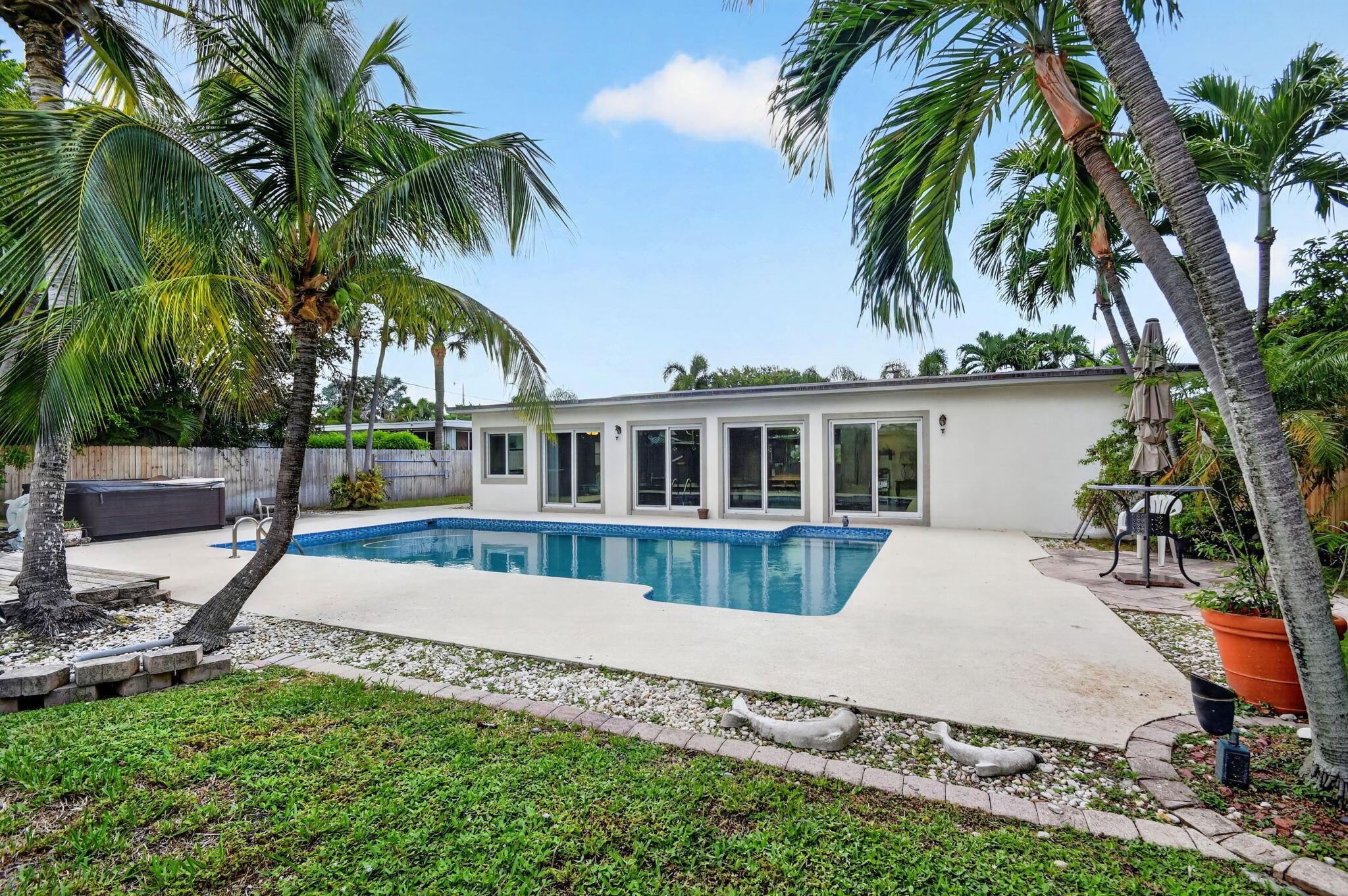 111 VASSAR Drive