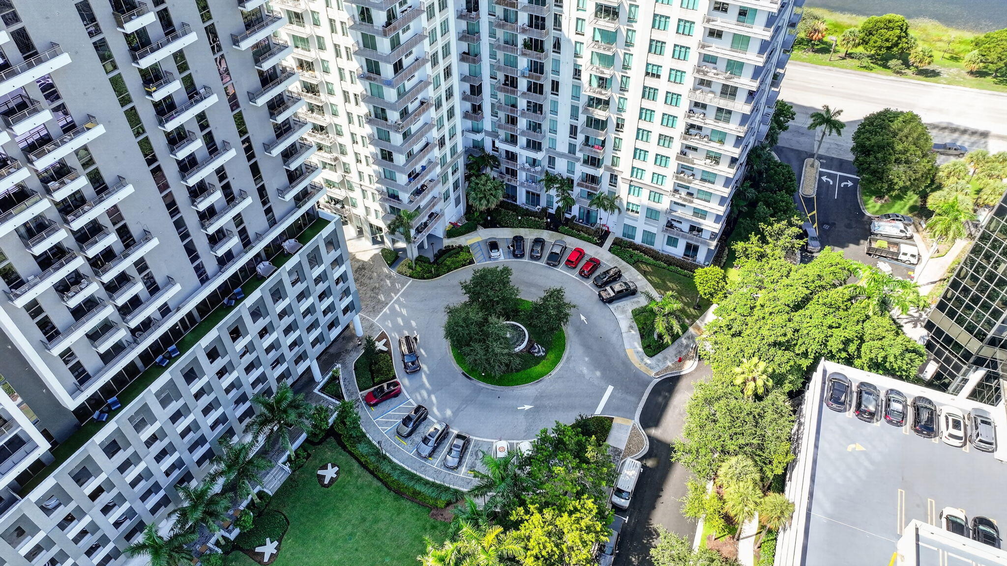 300 S Australian Avenue 128