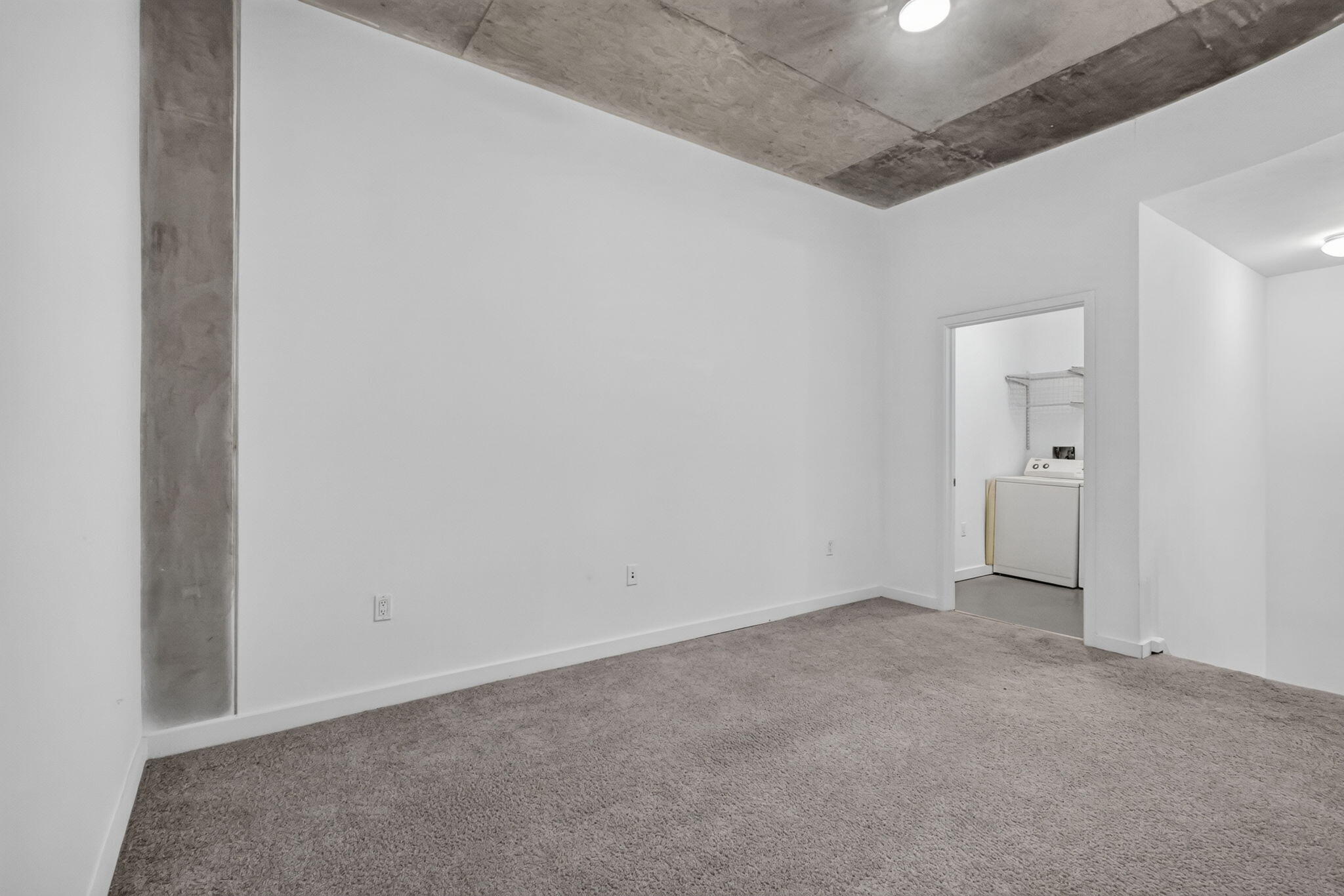 300 S Australian Avenue 128