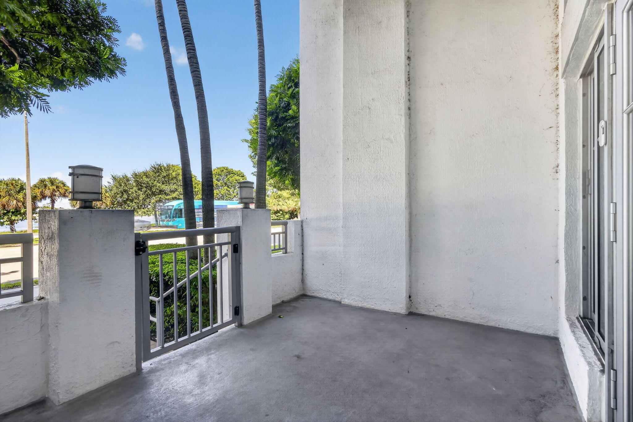 300 S Australian Avenue 128
