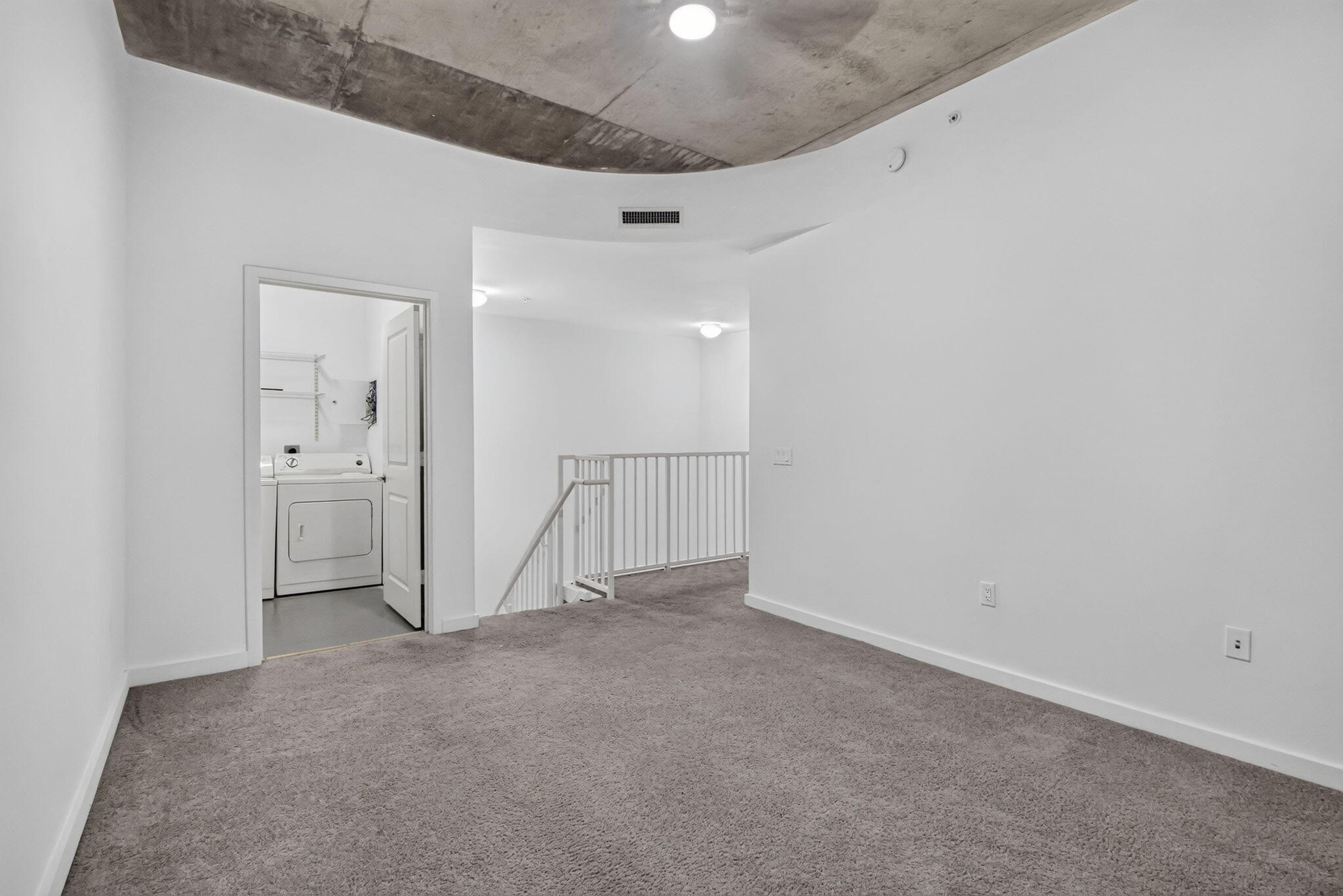 300 S Australian Avenue 128