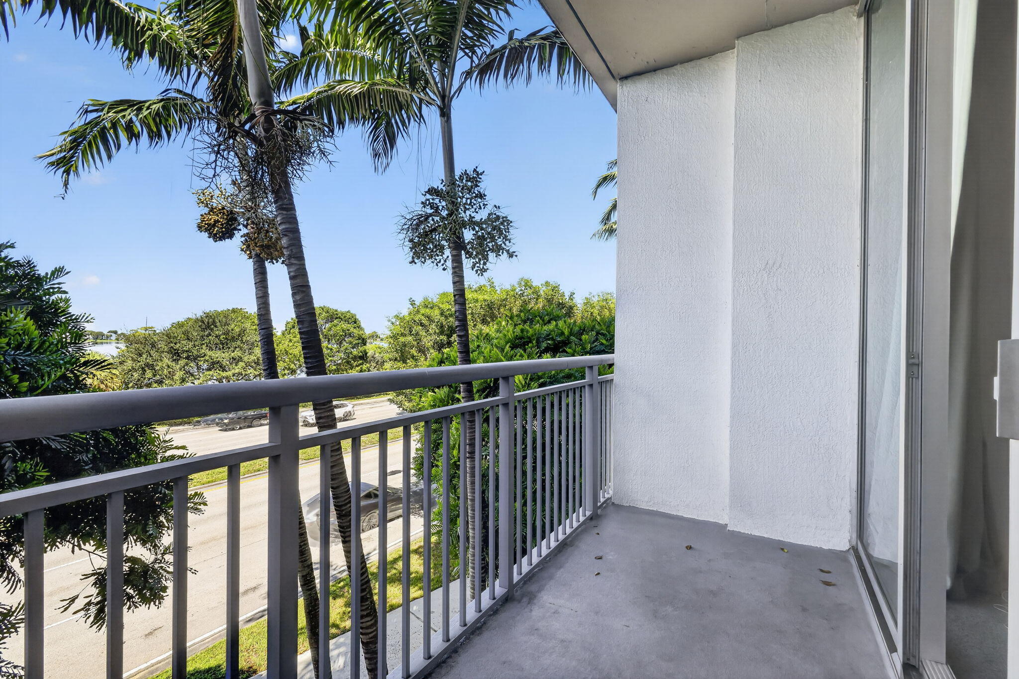 300 S Australian Avenue 128
