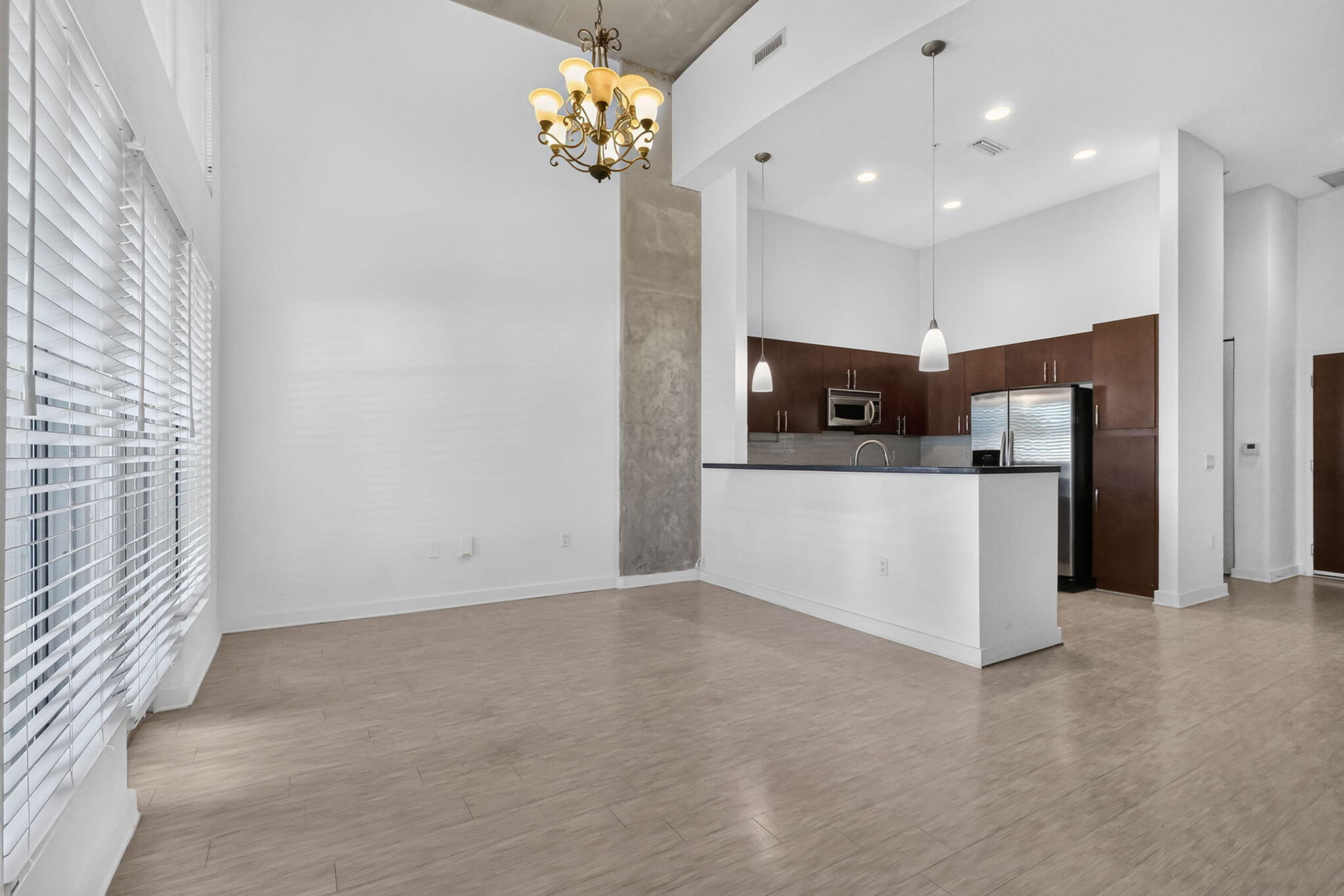 300 S Australian Avenue 128