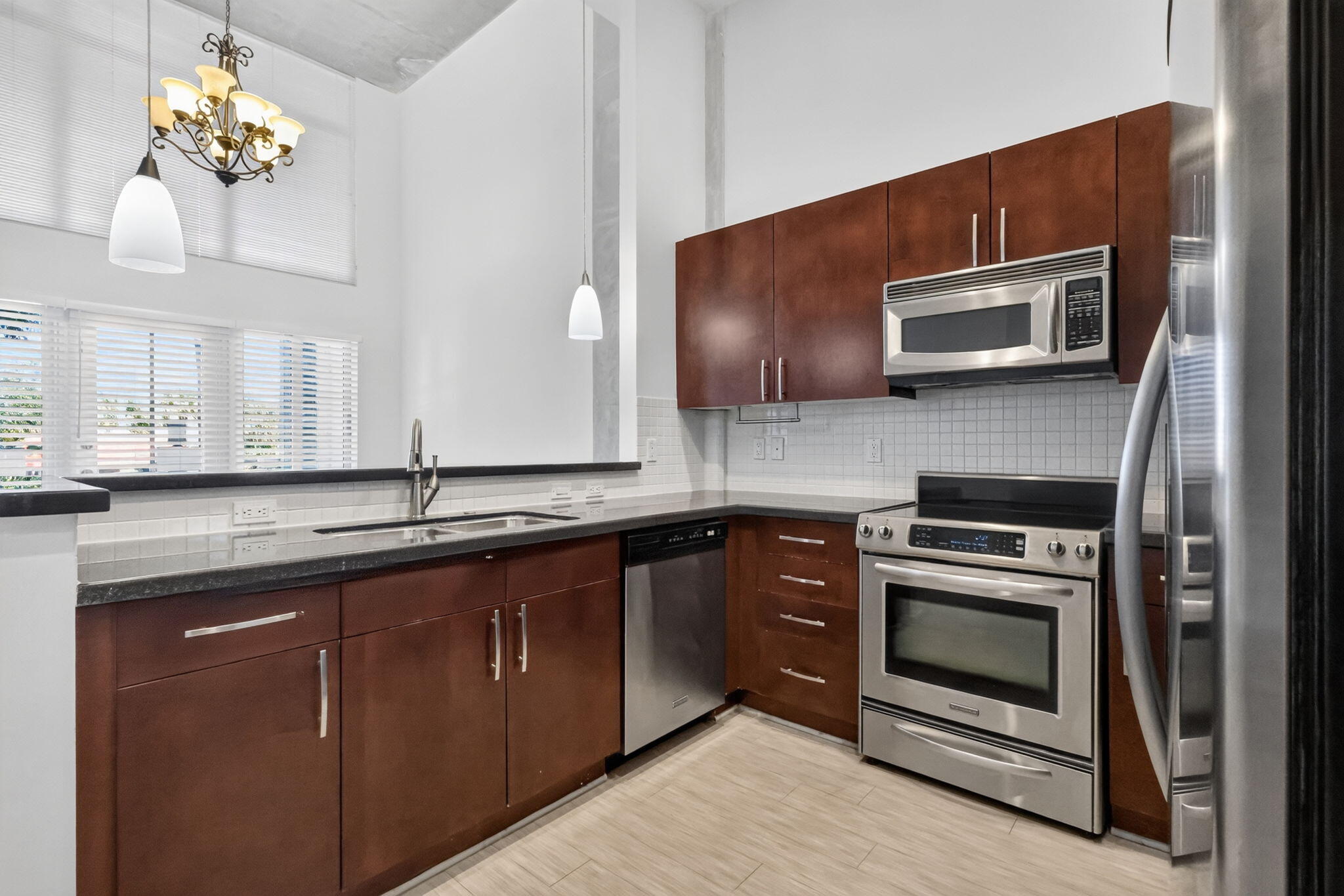 300 S Australian Avenue 128