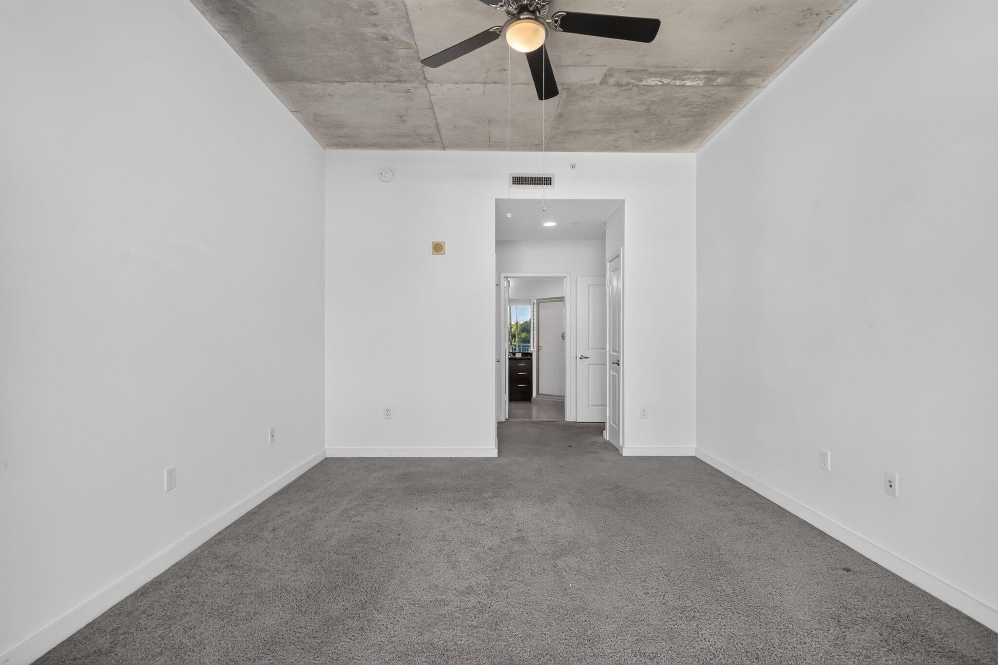 300 S Australian Avenue 128