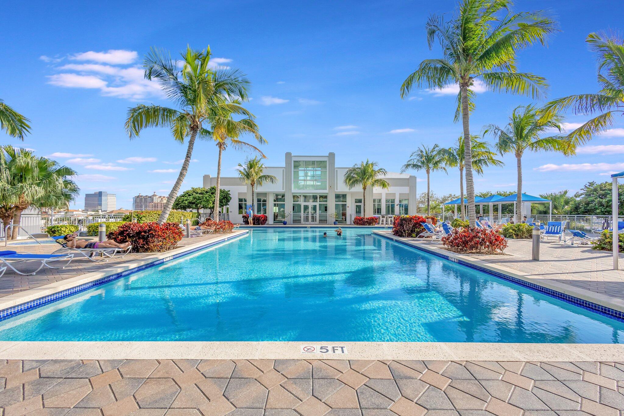 300 S Australian Avenue 128