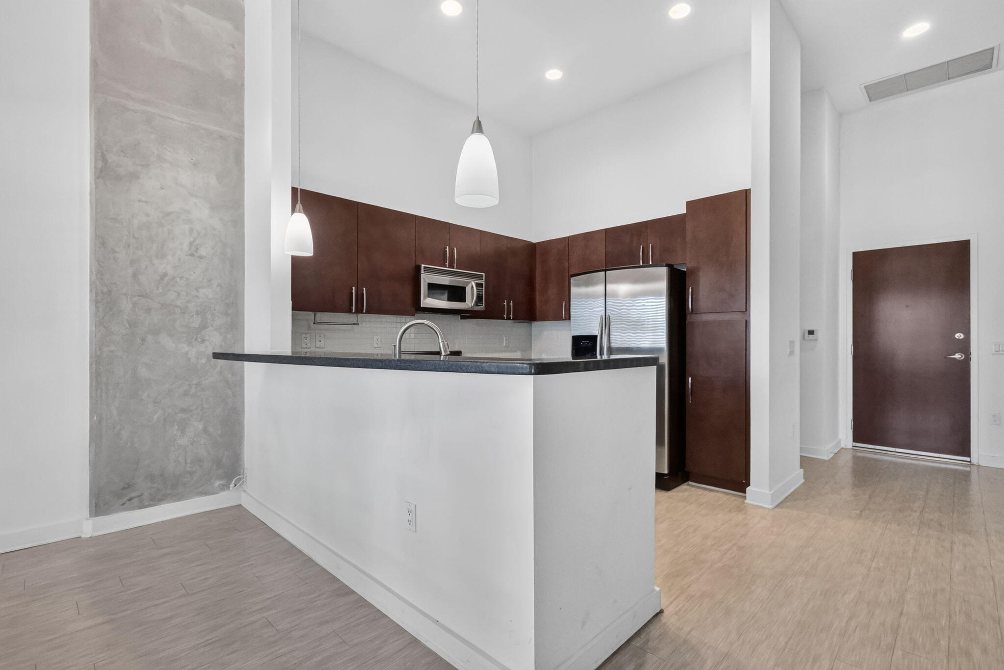 300 S Australian Avenue 128