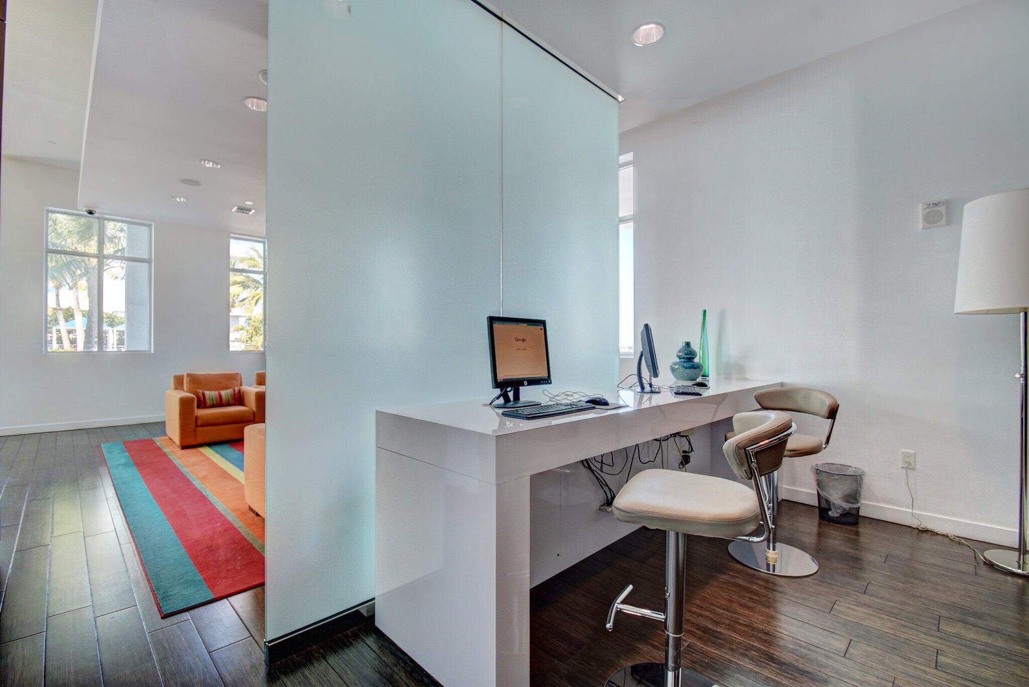 300 S Australian Avenue 128