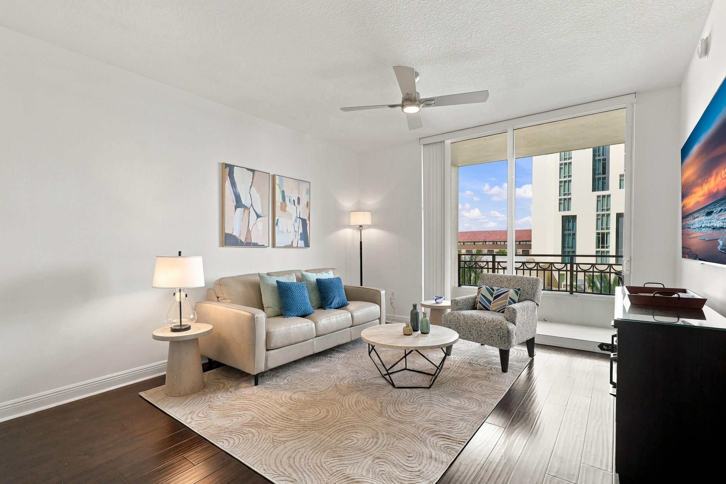 550 OKEECHOBEE Boulevard 521