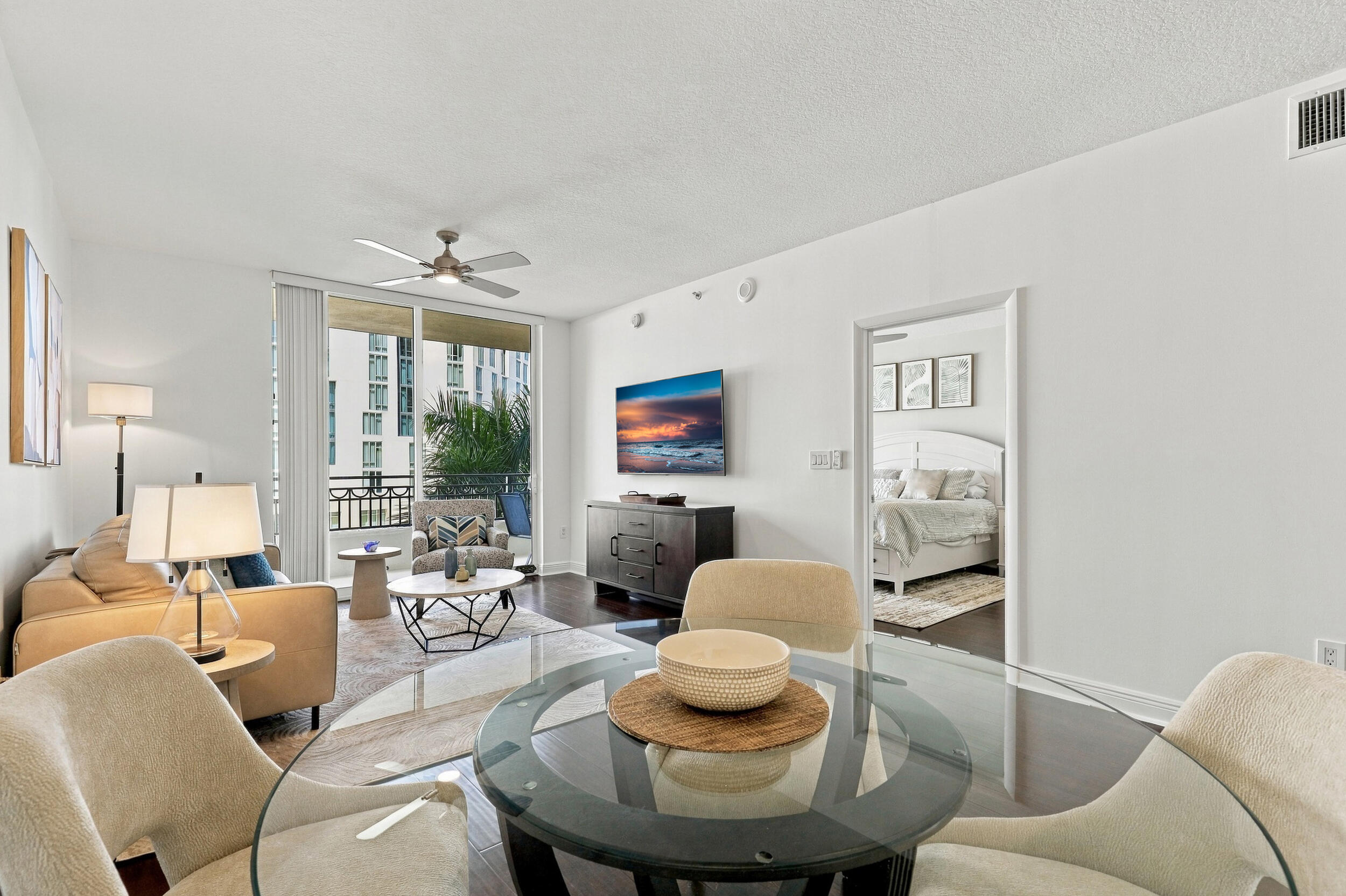 550 OKEECHOBEE Boulevard 521