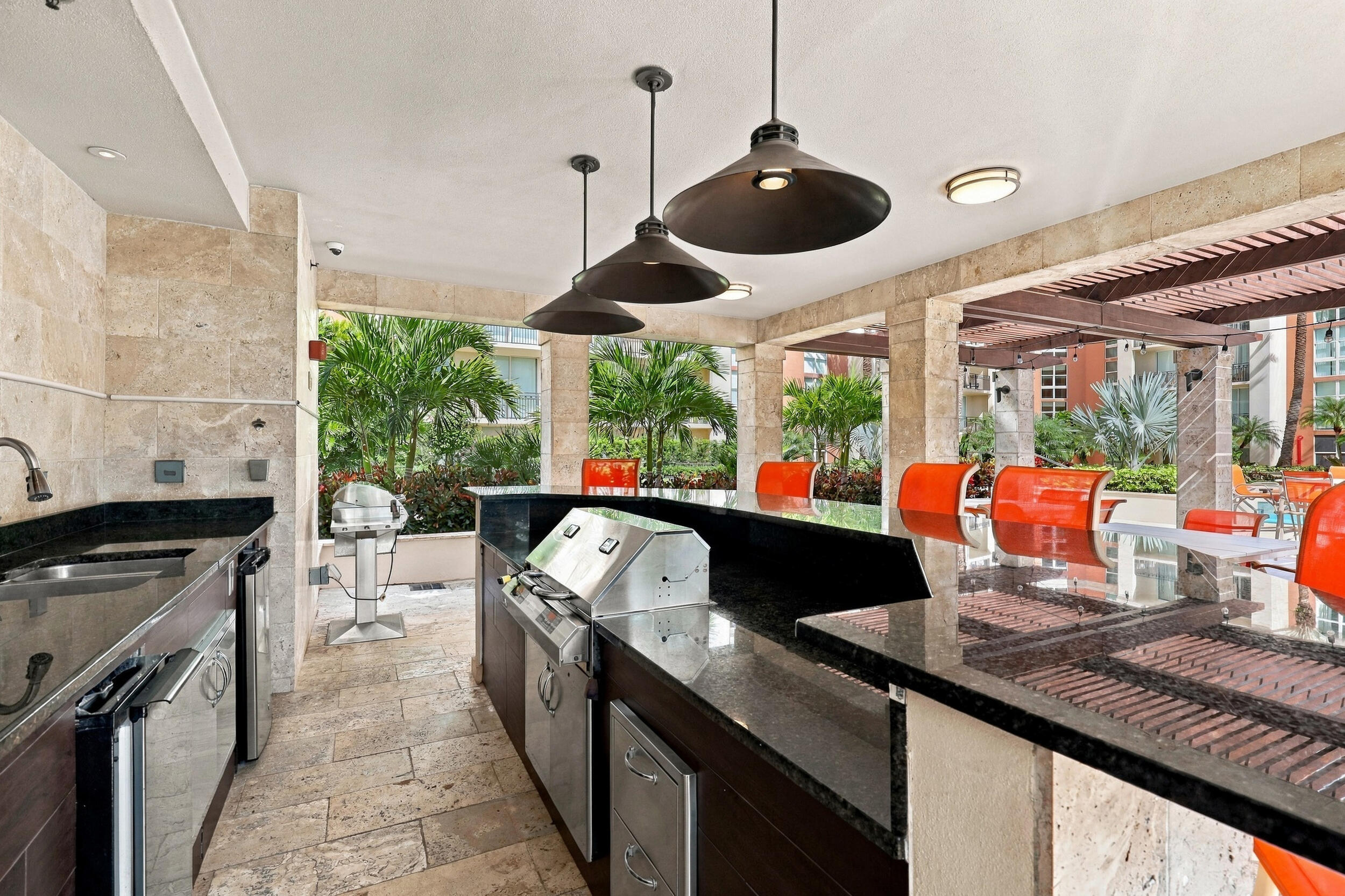 550 OKEECHOBEE Boulevard 521