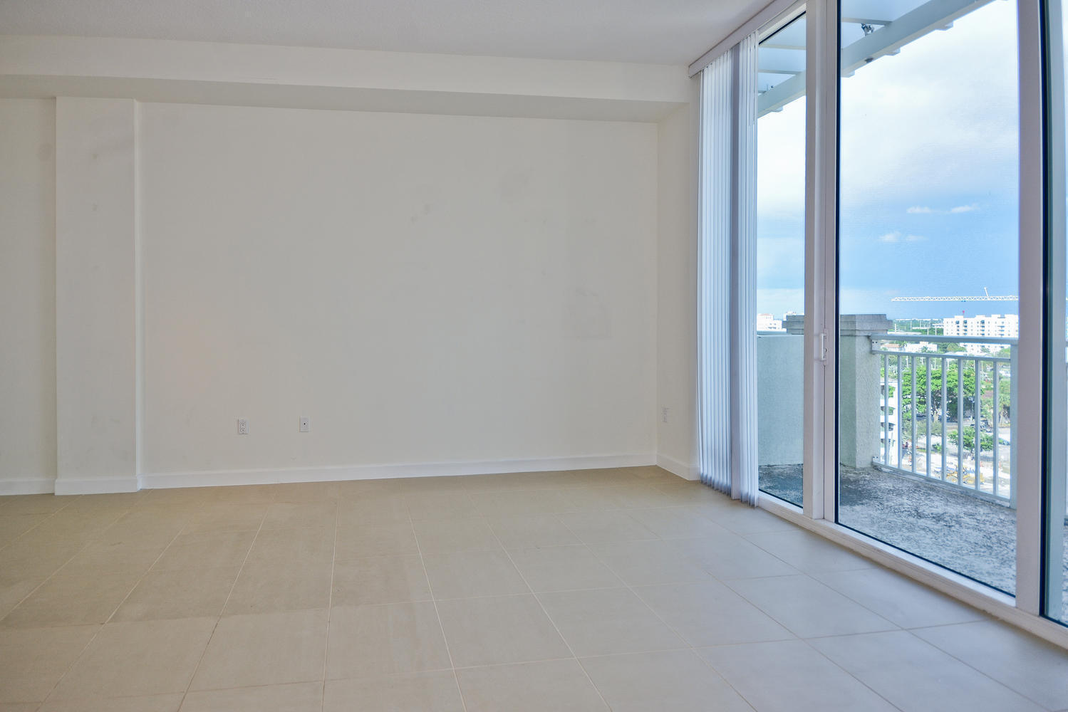 480 Hibiscus Street 841