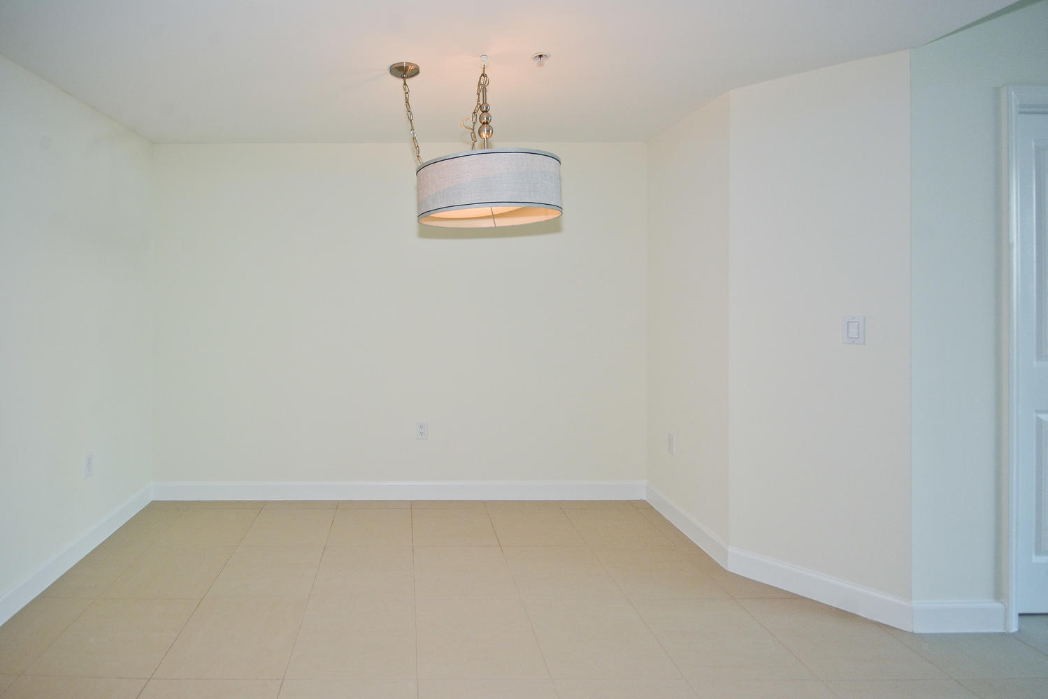 480 Hibiscus Street 841