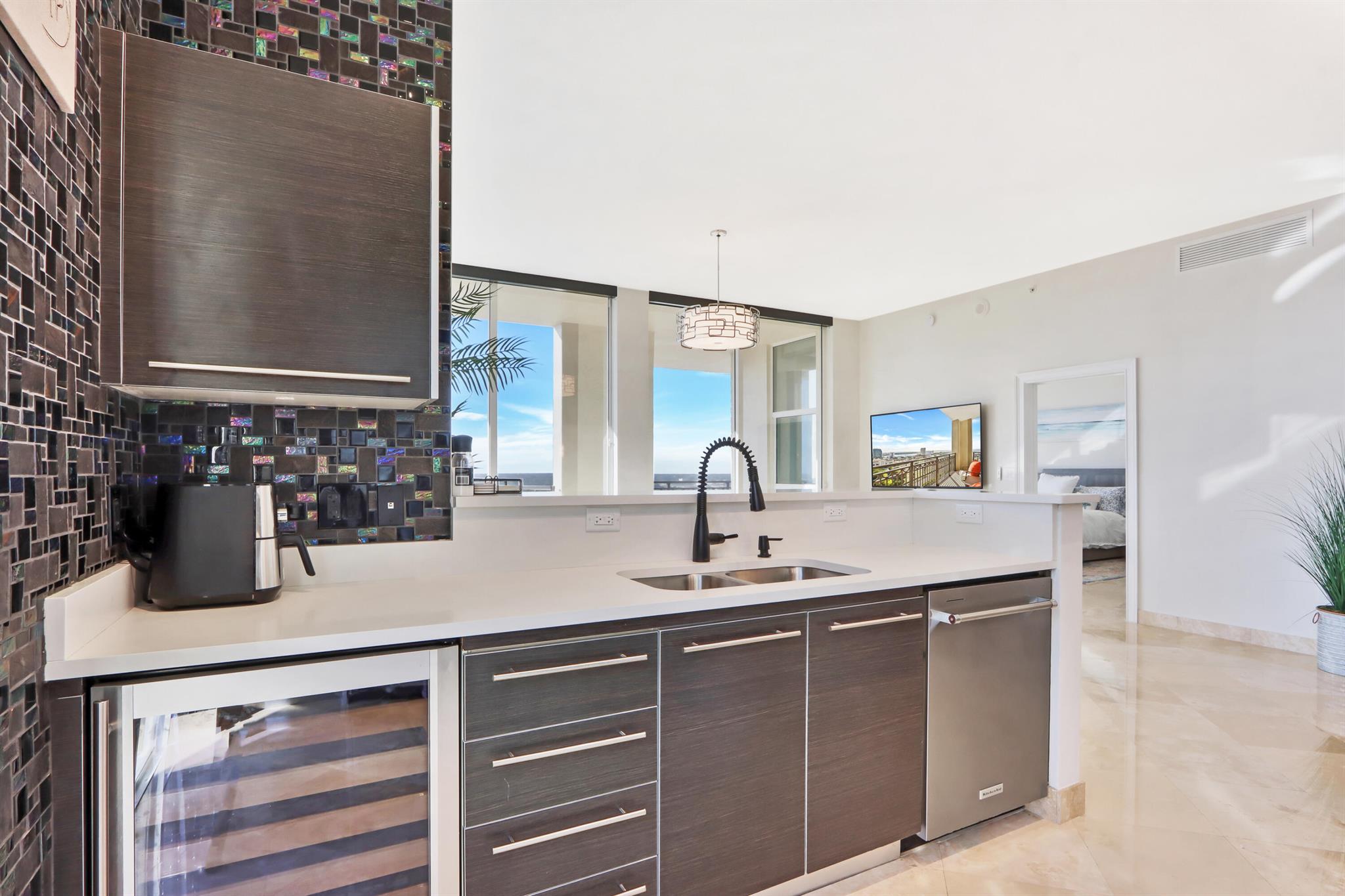 550 Okeechobee Boulevard Mph-23