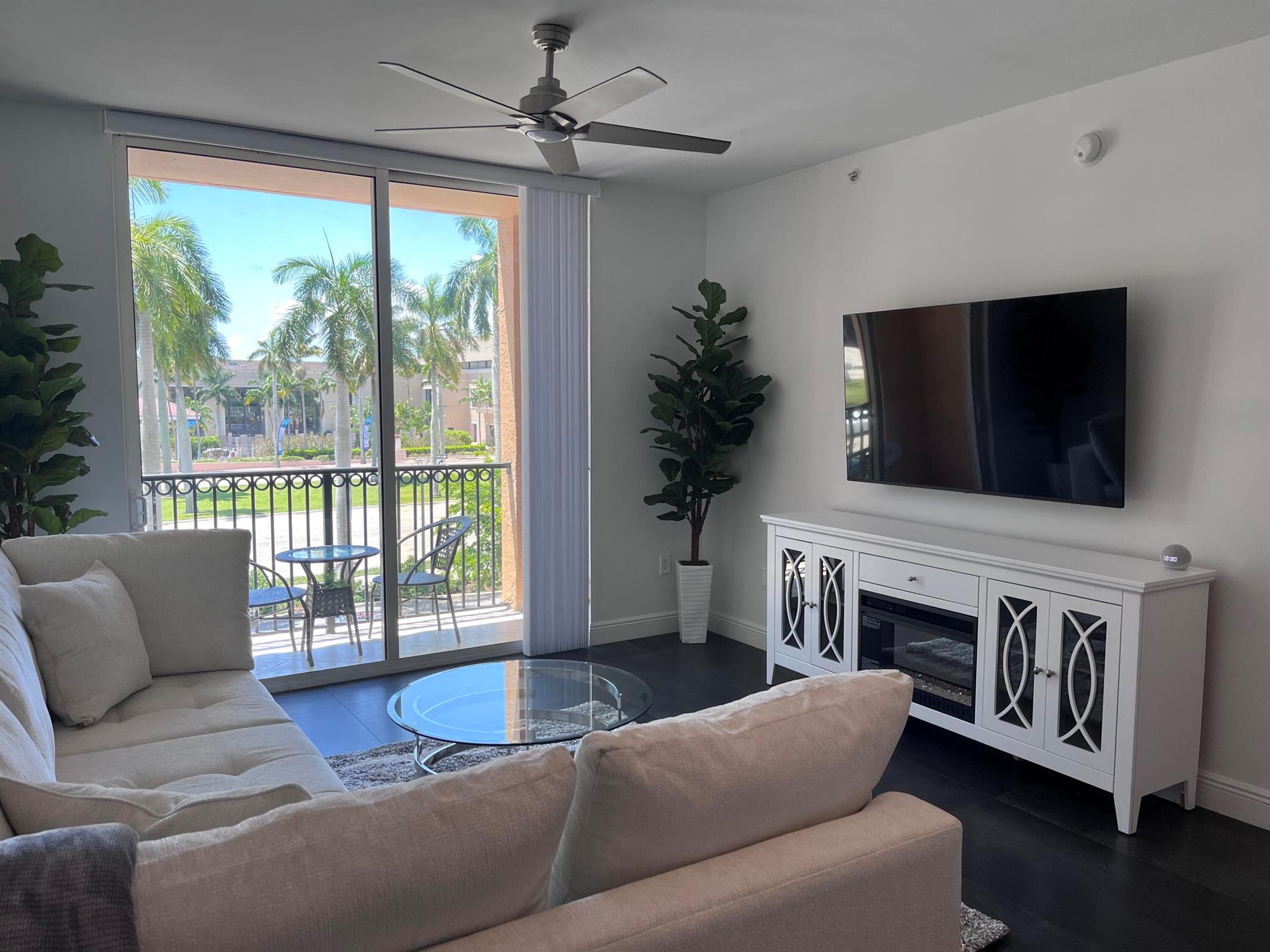 651 Okeechobee Boulevard 207