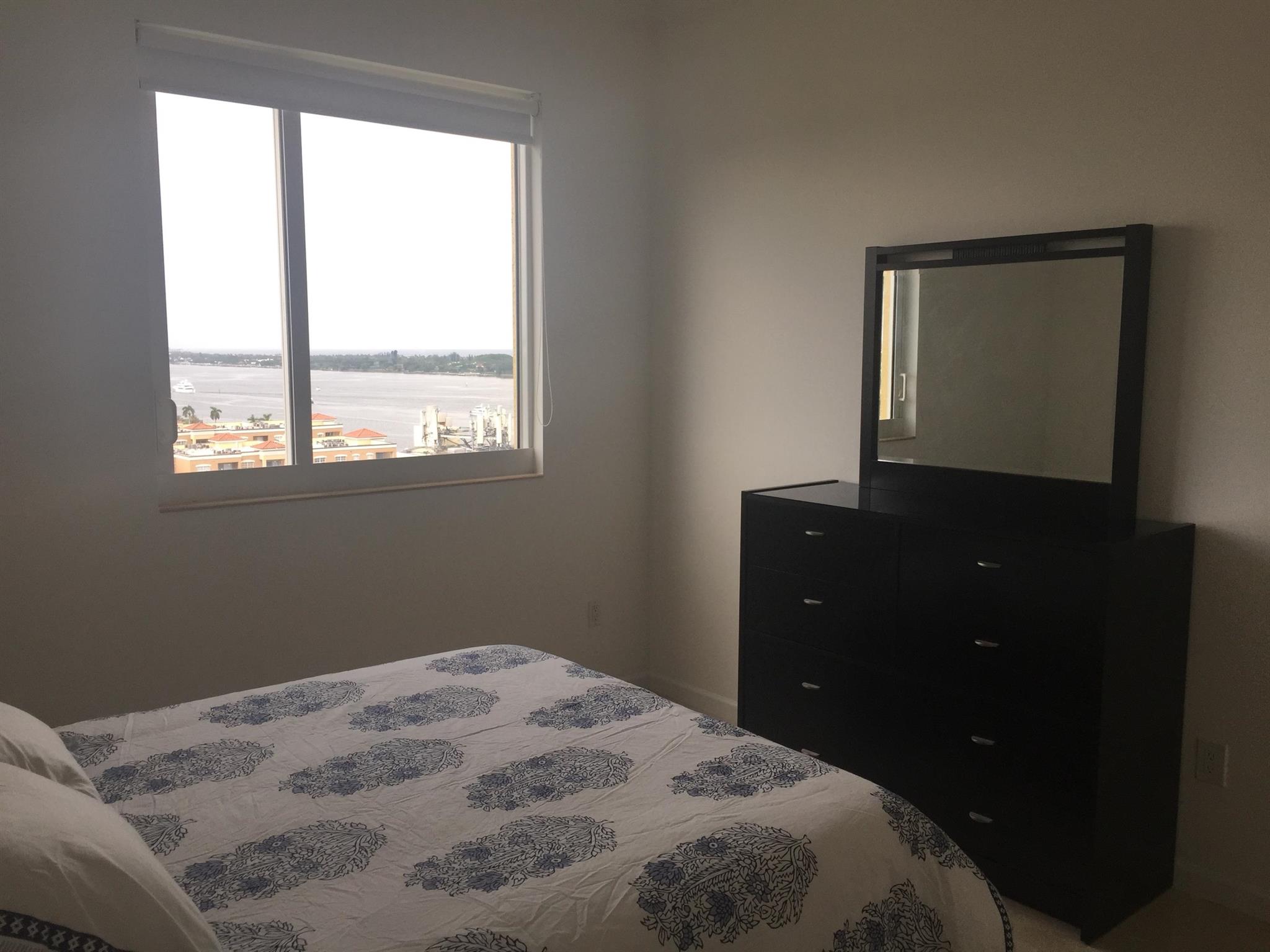1551 N Flagler Drive Lph03