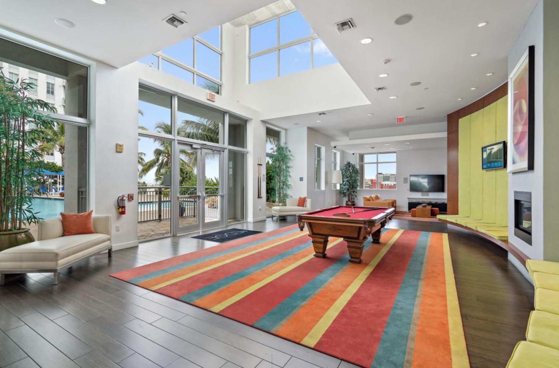 300 S Australian Avenue 207