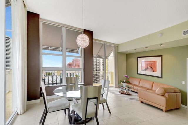 480 Hibiscus Street 1042