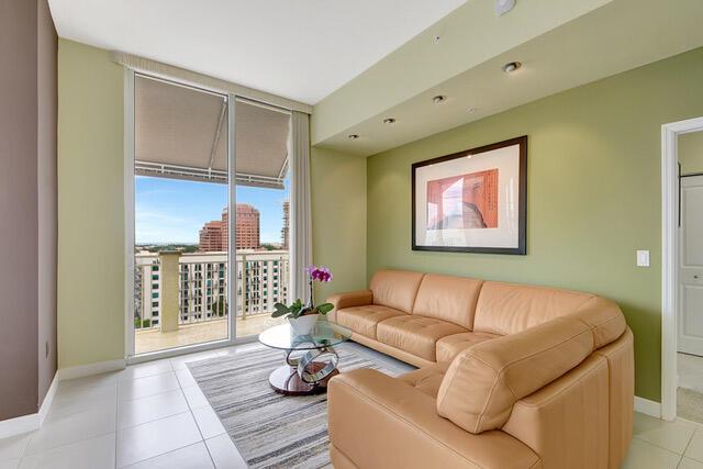 480 Hibiscus Street 1042