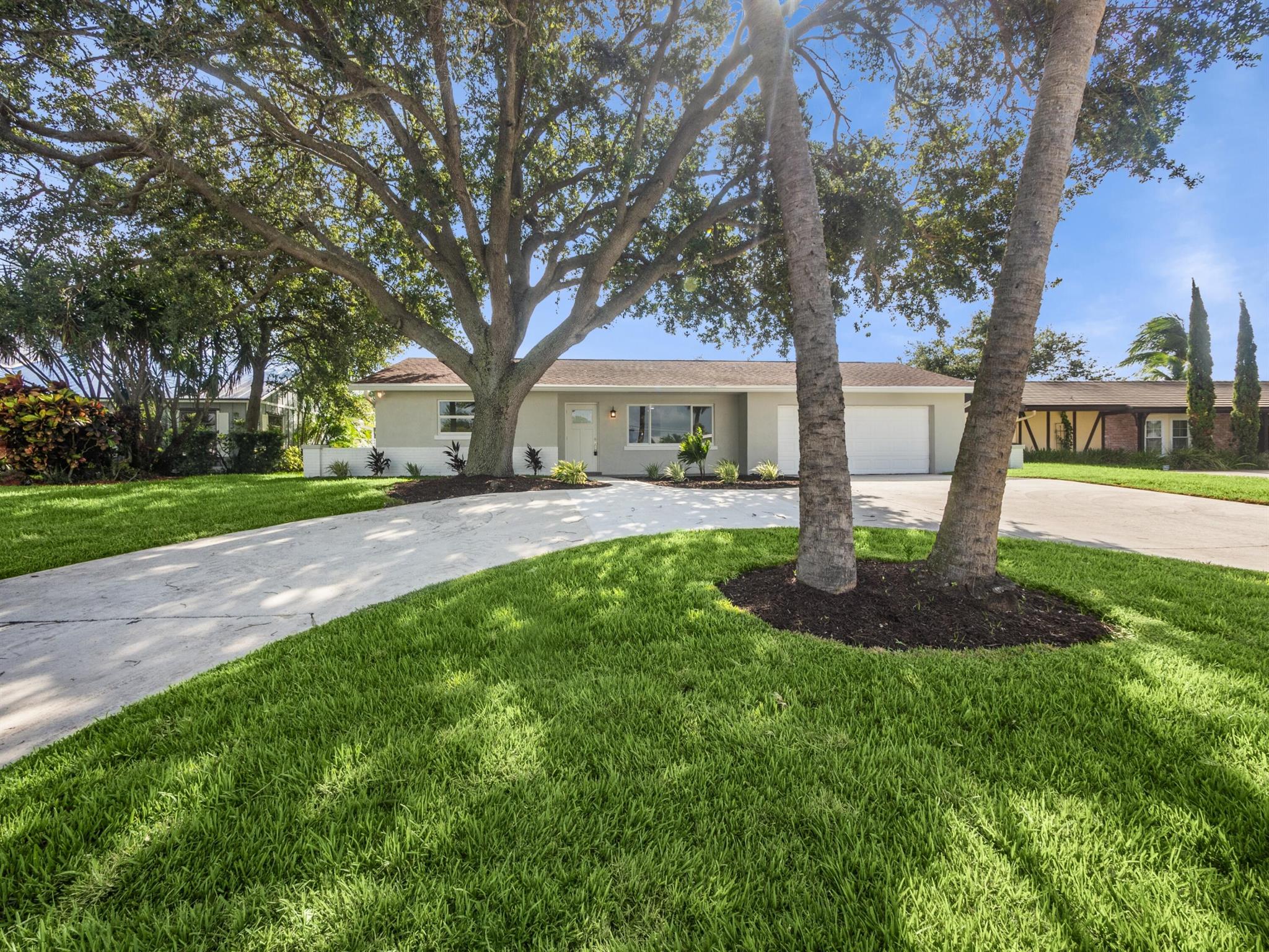10146 Dogwood Avenue